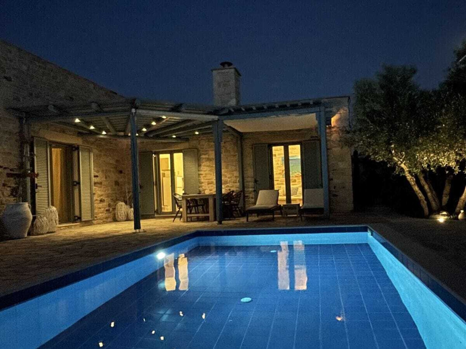 Authentiek stenen huis met privézwembad tussen de olijfbomen bij Tympaki - foto 20