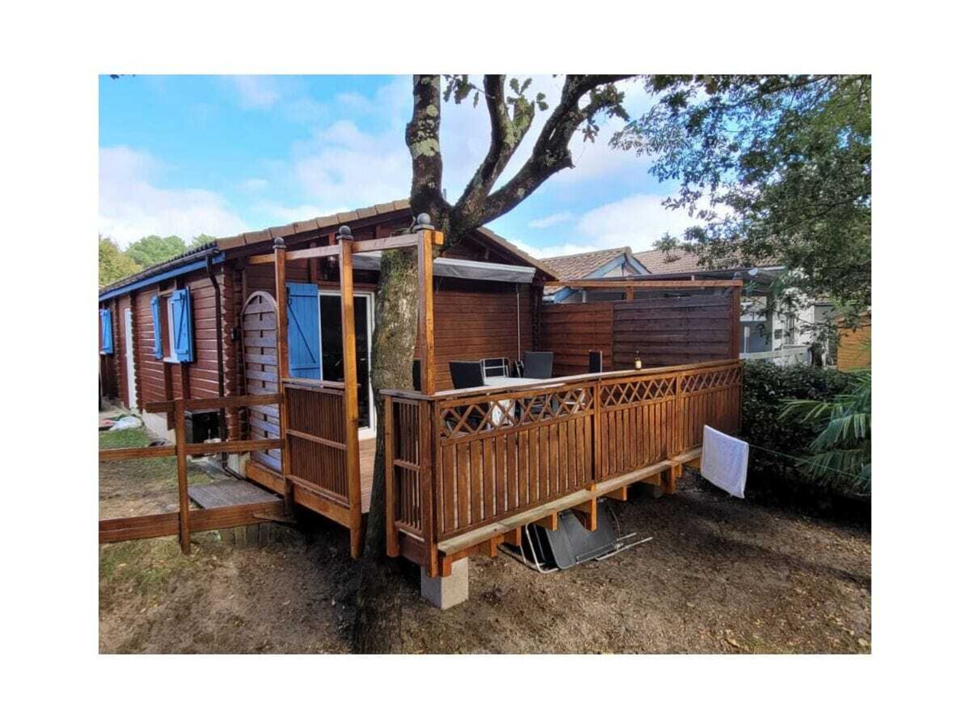 Knus houten vakantiehuis met veranda op 10 minuten van de Atlantische Oceaan - foto 4