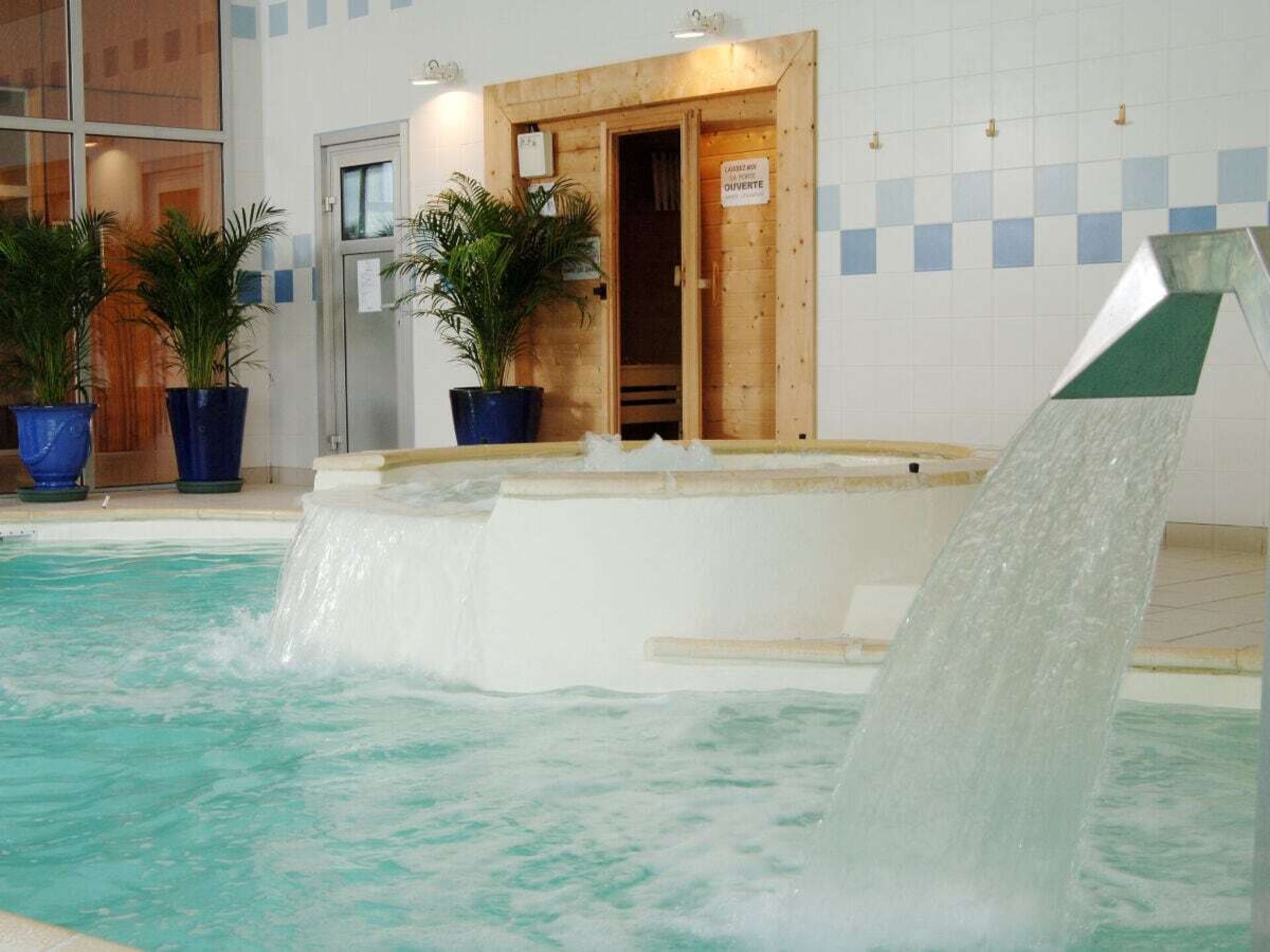 Knus houten vakantiehuis met veranda op 10 minuten van de Atlantische Oceaan - foto 23
