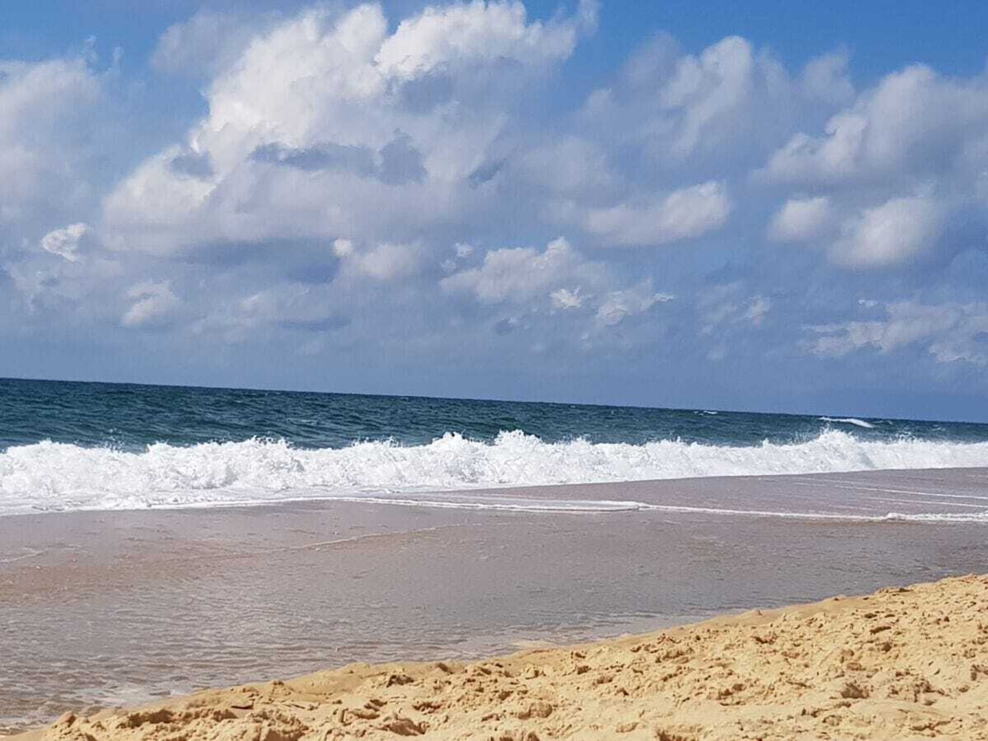 Knus houten vakantiehuis met veranda op 10 minuten van de Atlantische Oceaan - foto 26