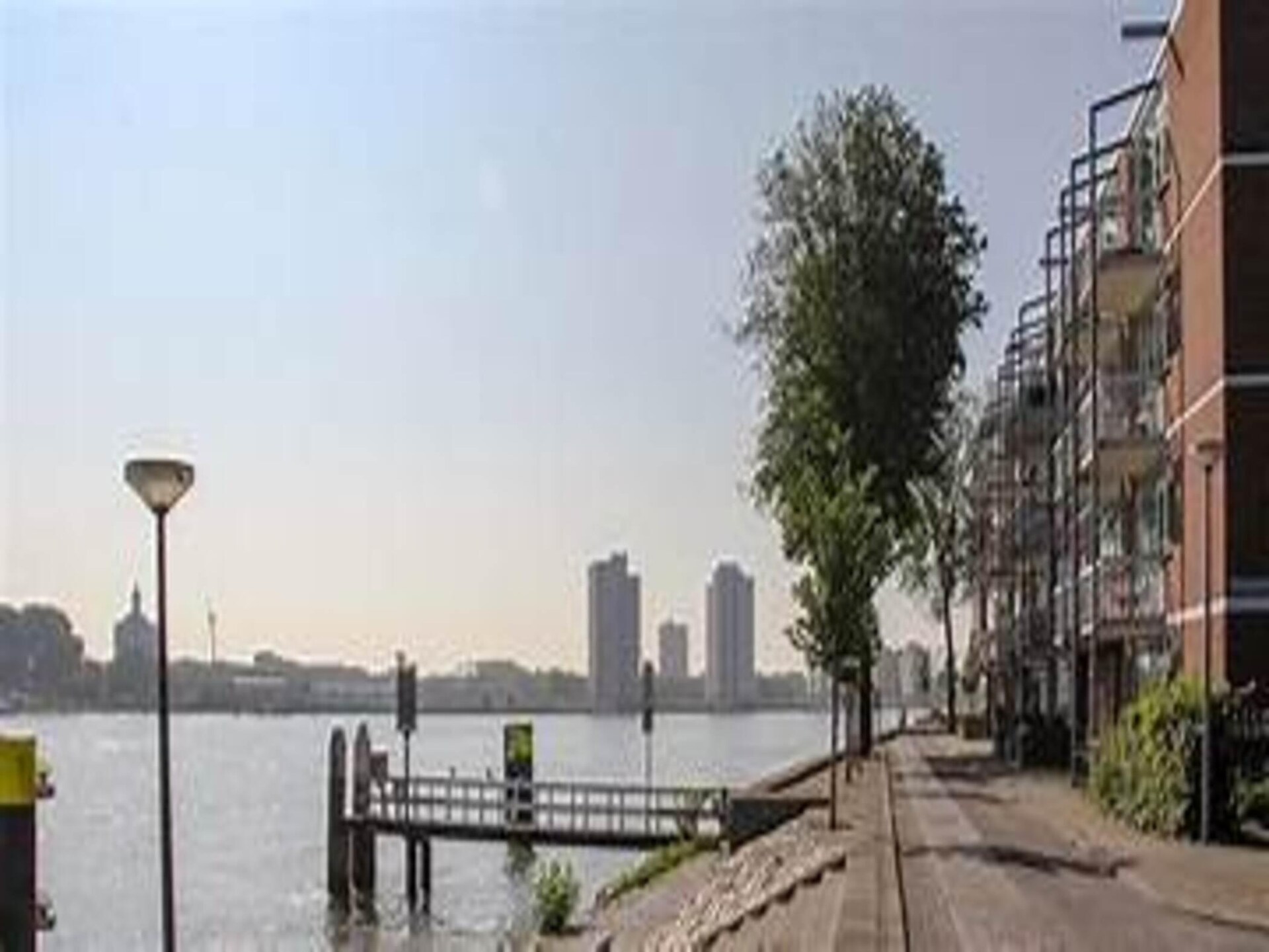 Kuifduiker 122: Vrijstaand vakantiehuis aan het meer in Simonshaven - foto 27
