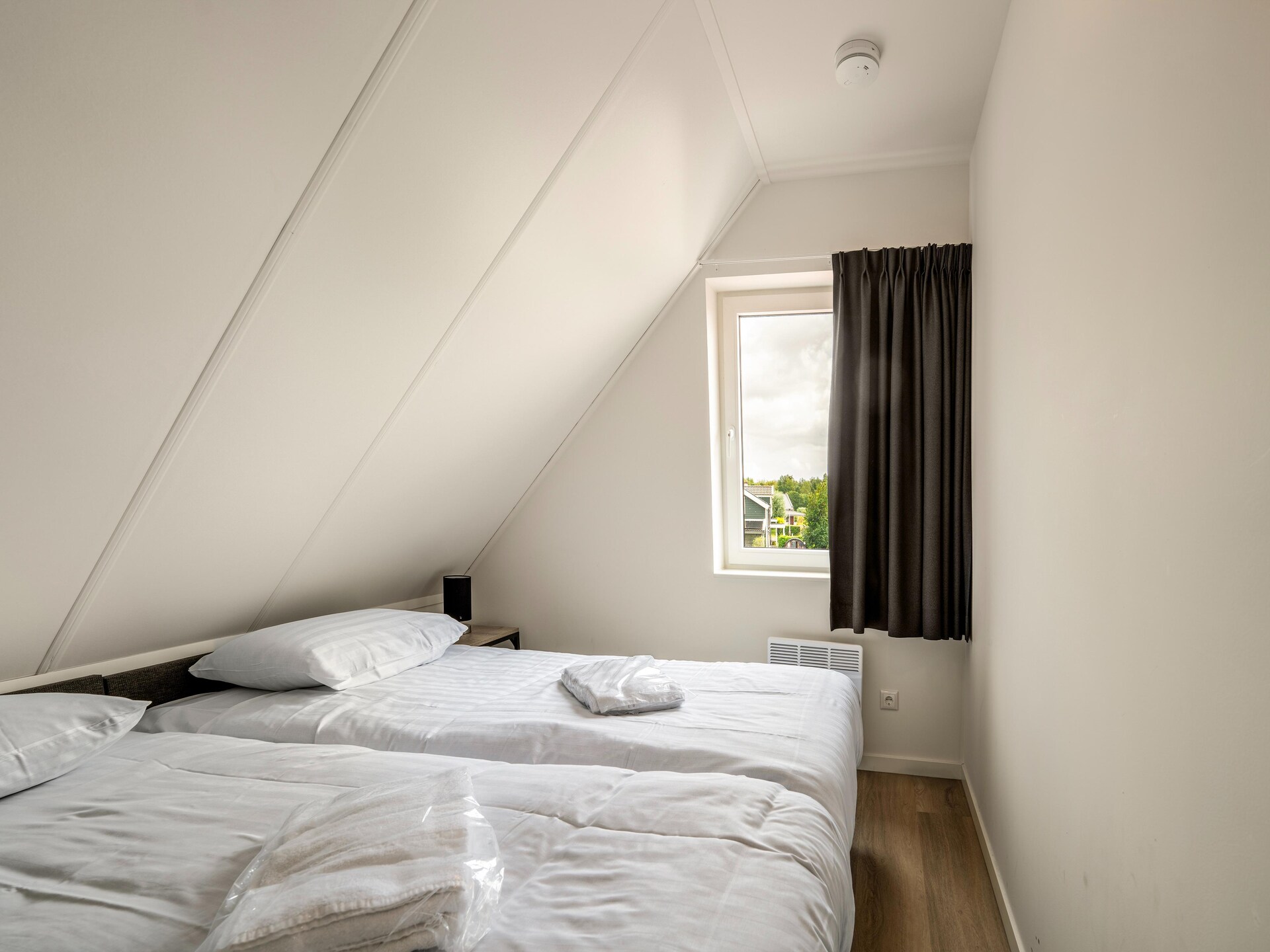 Vrijstaand vakantiehuis aan het meer in Simonshaven, met tuin en strand op loopafstand - foto 26
