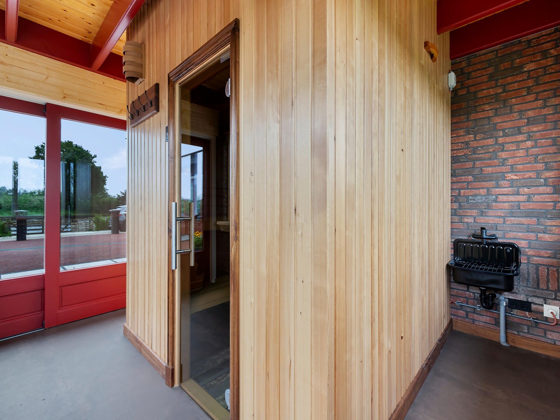 It Simmerhuske: elegant vakantiehuis aan Fries kanaal met oplaadpunten - foto 27