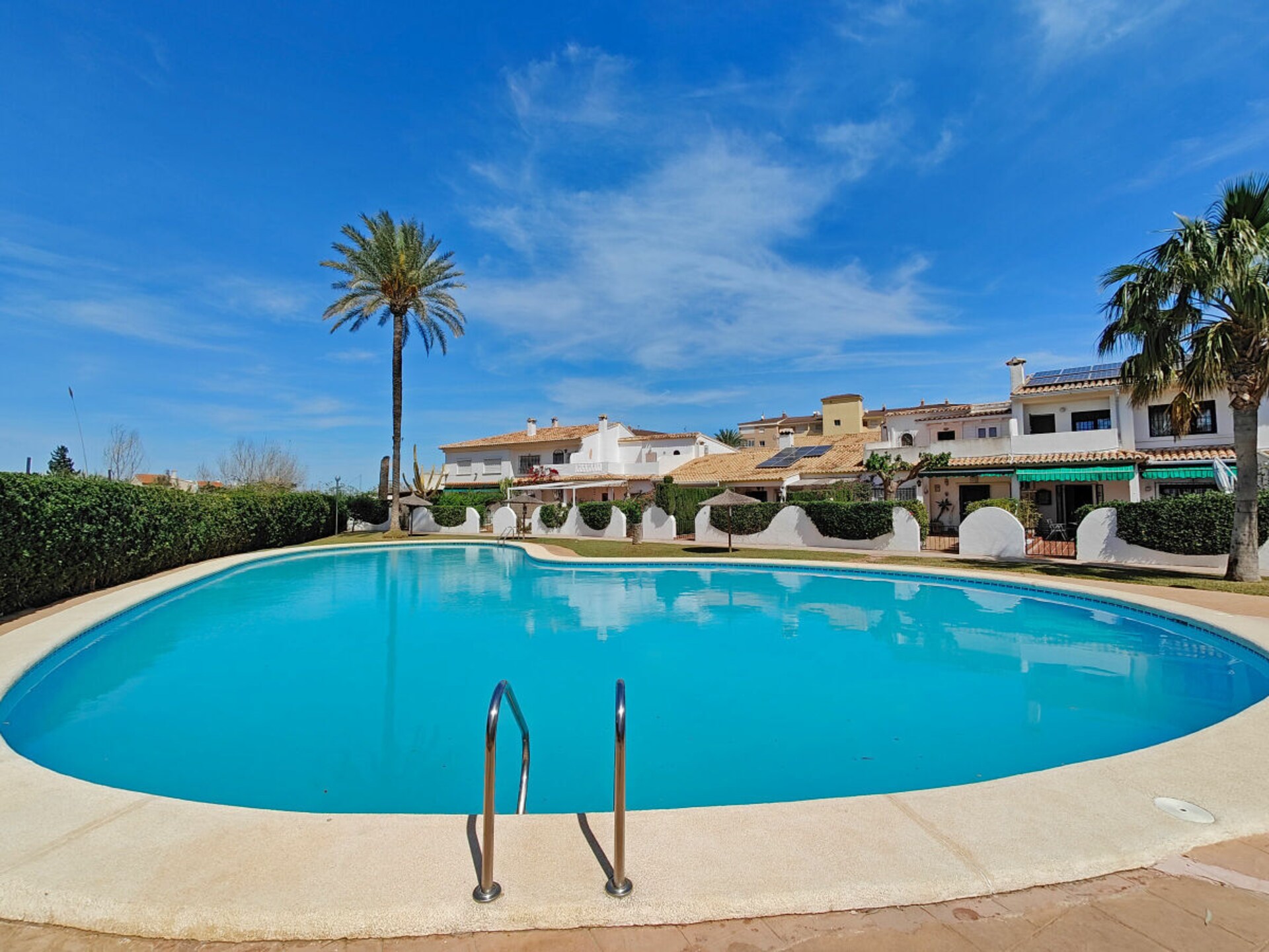 Ibiza-stijl vakantiehuis vlakbij strand Denia met zwembad - foto 4