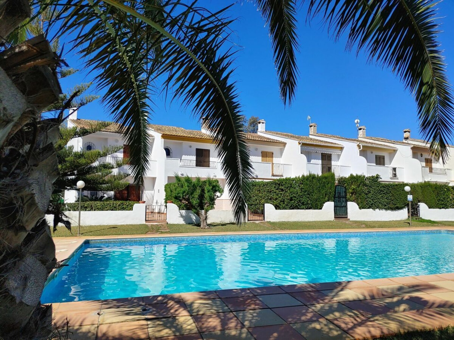 Ibiza-stijl vakantiehuis vlakbij strand Denia met zwembad - foto 8