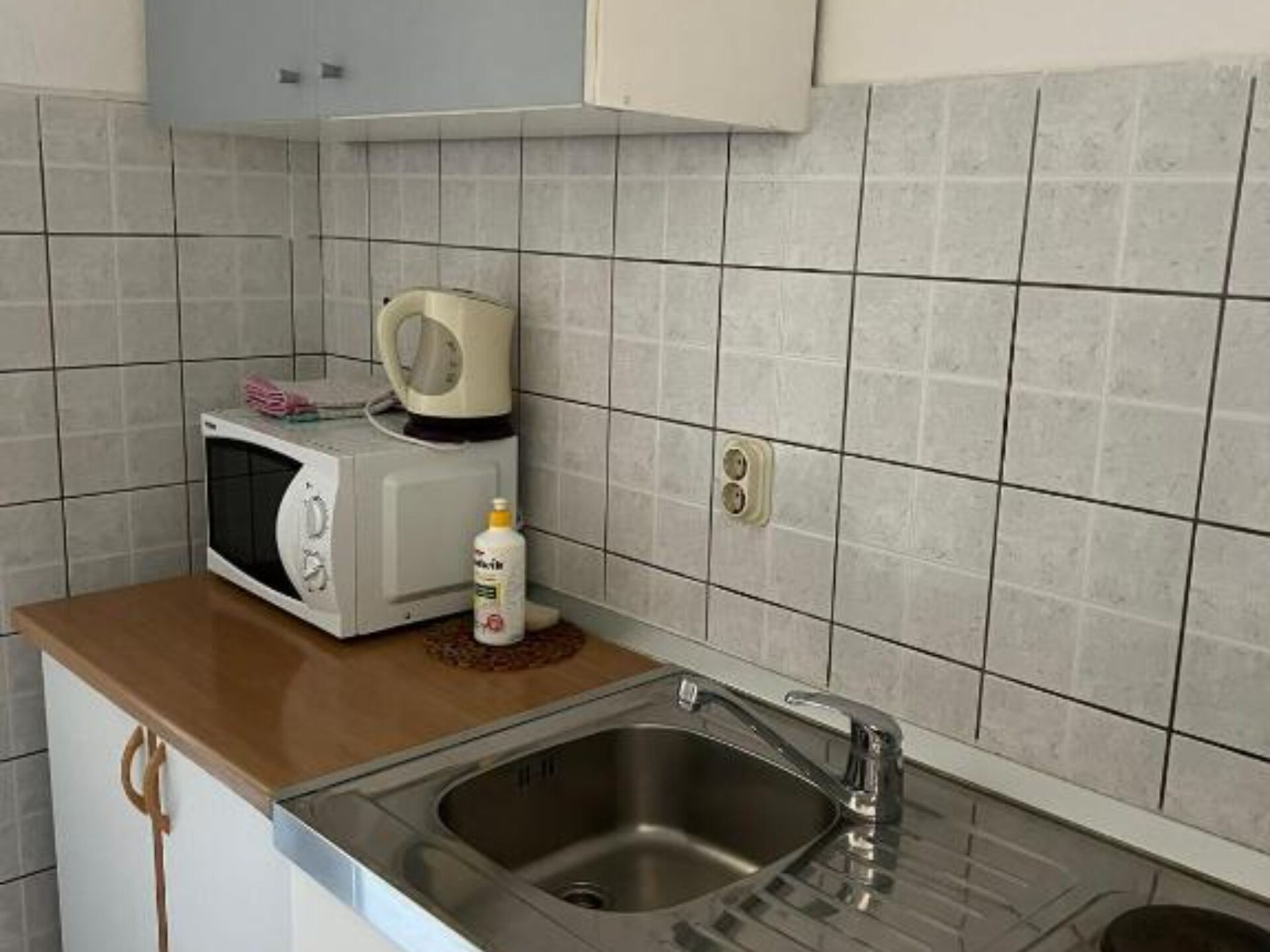 Compacte studio voor 2 personen op 200 meter van het strand in Podaca - foto 1