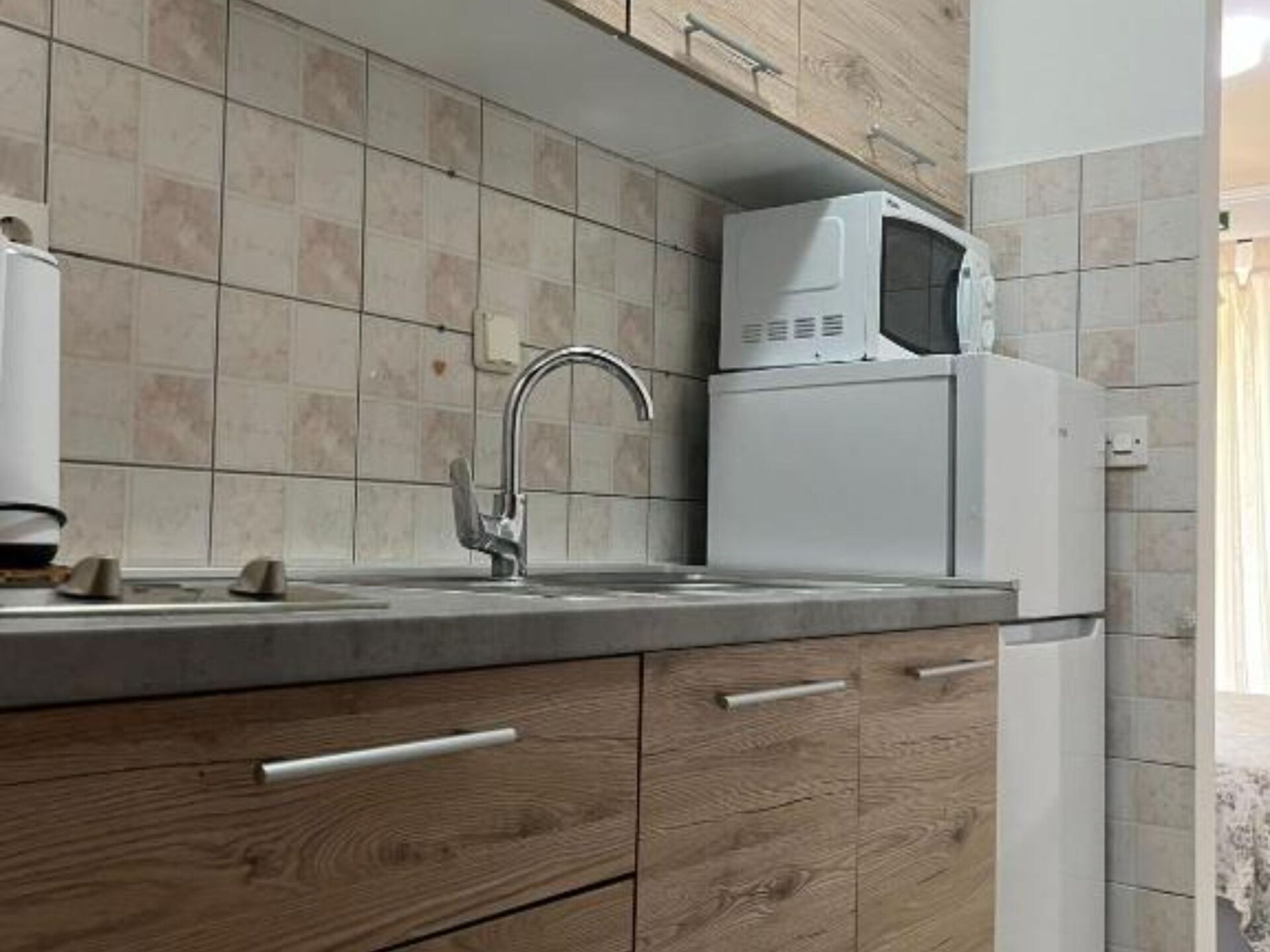 Knus appartement voor 2 met balkon, op 200 meter van het strand van Podaca - foto 4