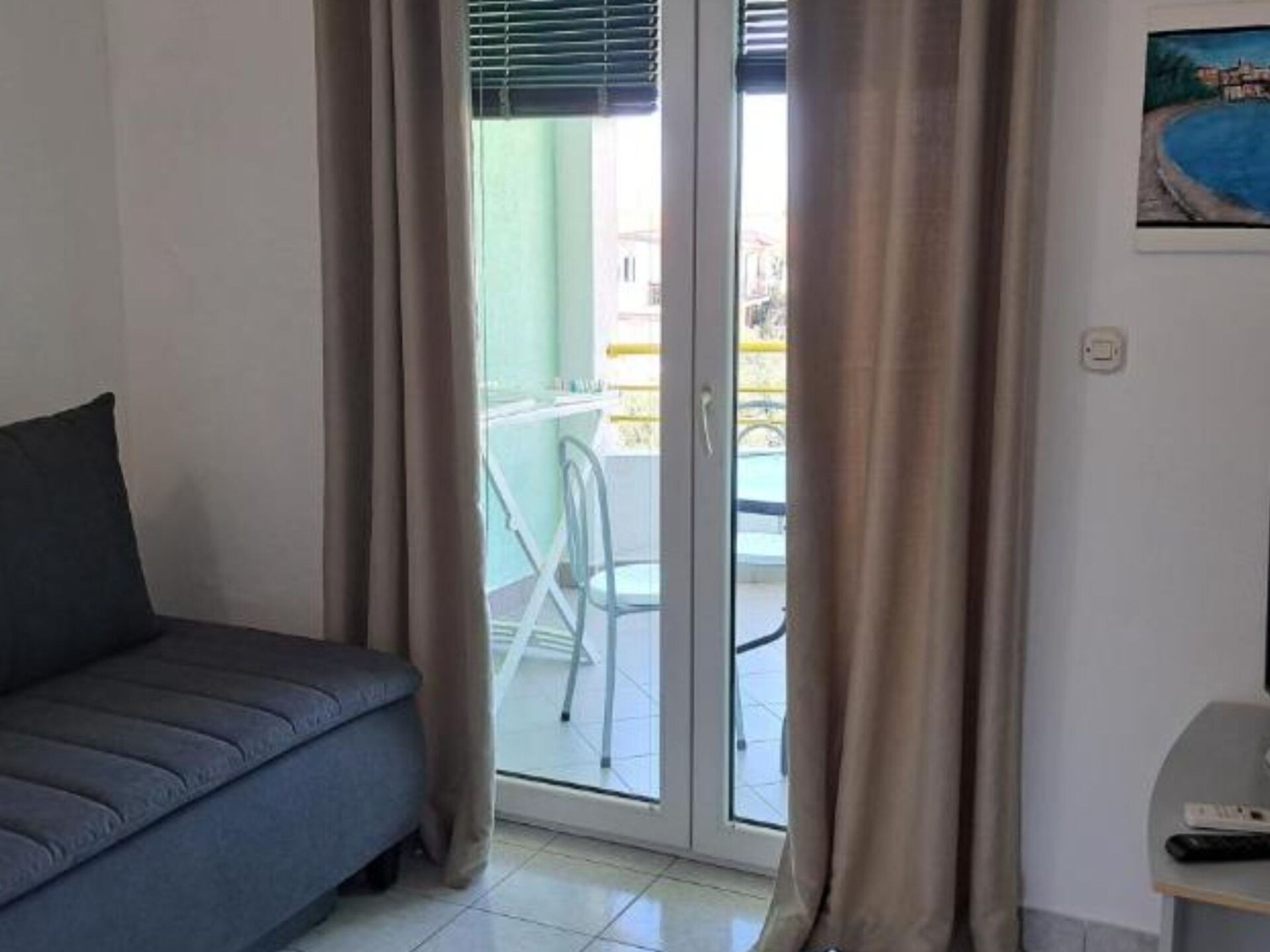 Knus appartement met balkon op 200 meter van het strand van Podaca - foto 1