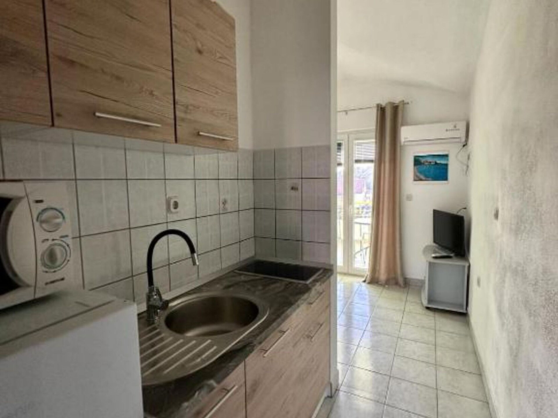Knus appartement met balkon op 200 meter van het strand van Podaca - foto 5