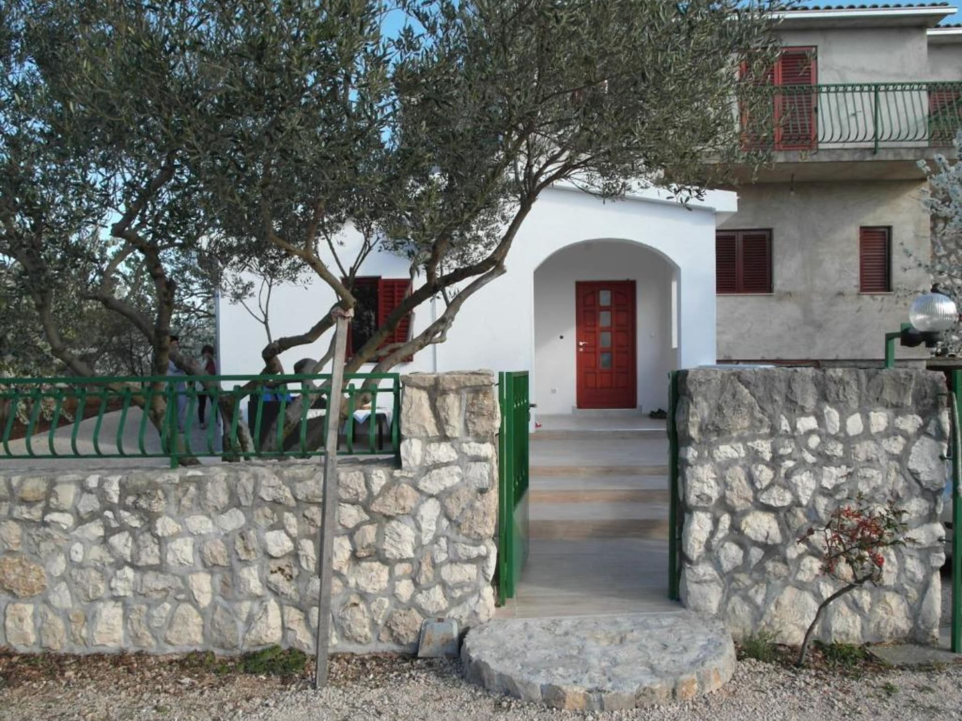 Knus appartement met terras voor 2 in Šibenik, vlakbij strand - foto 13
