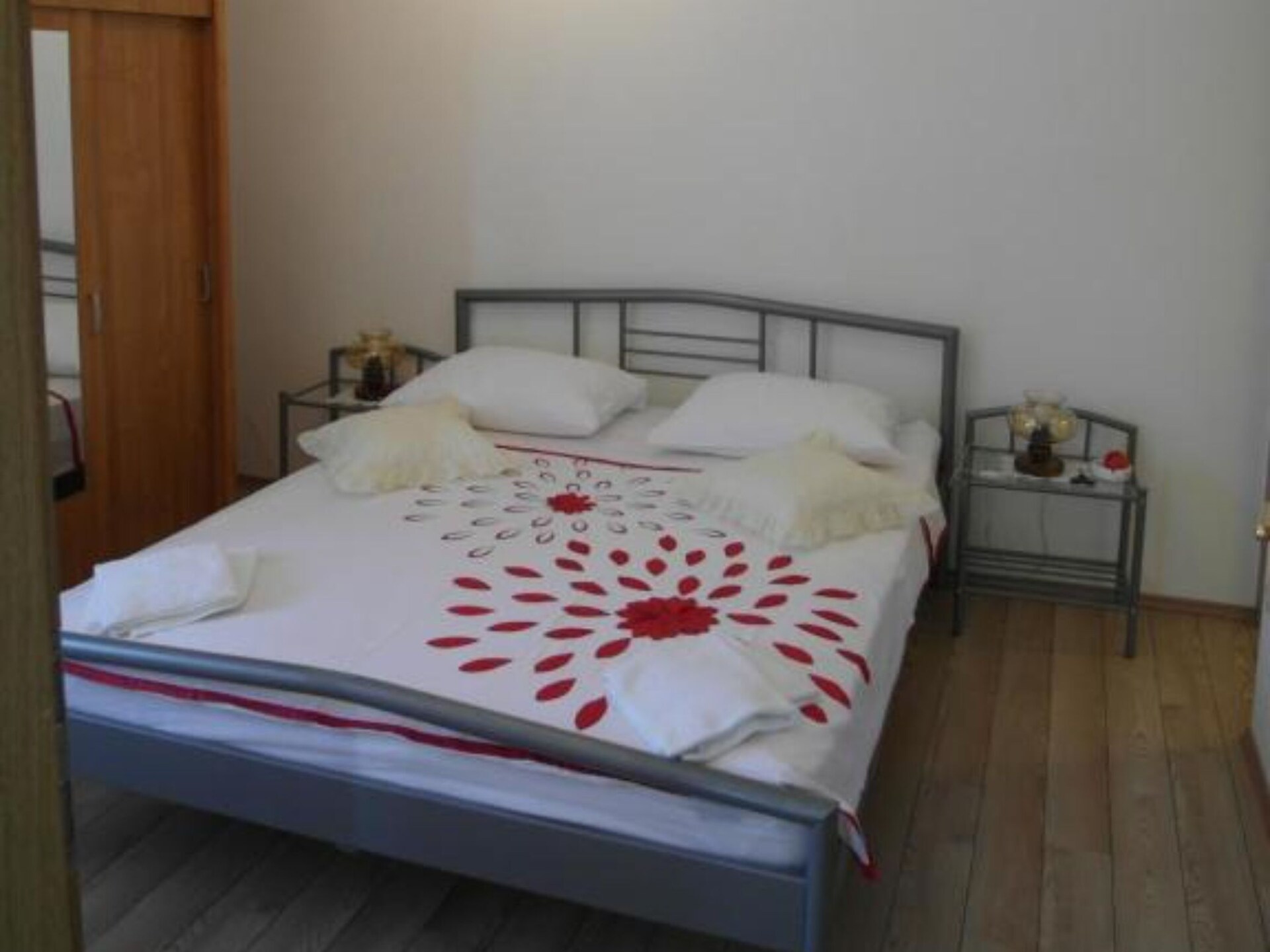 Knus appartement met terras voor 2 in Šibenik, vlakbij strand - foto 4