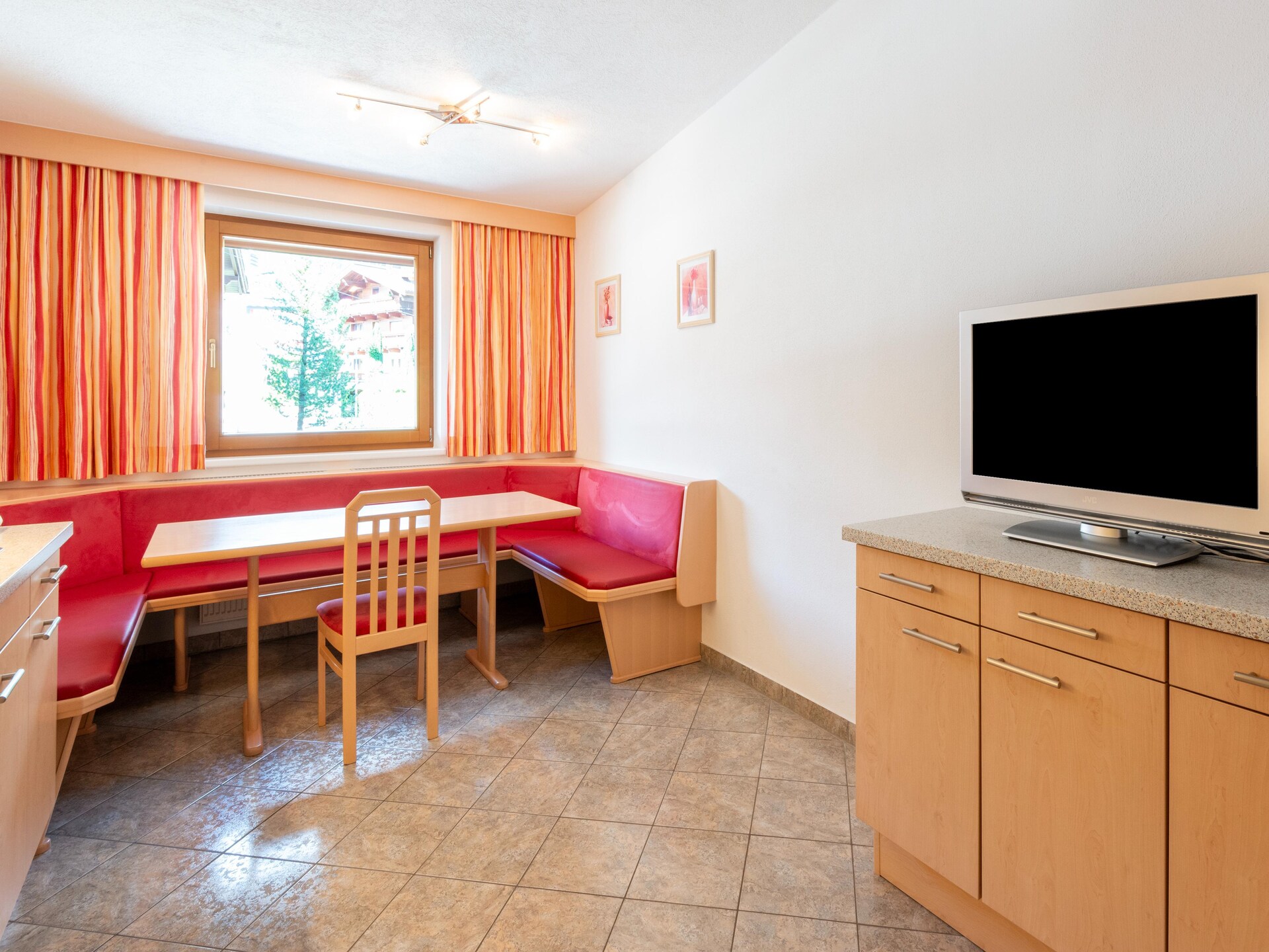 Centraal gelegen vakantiehuis in Fügen direct aan de piste - foto 8