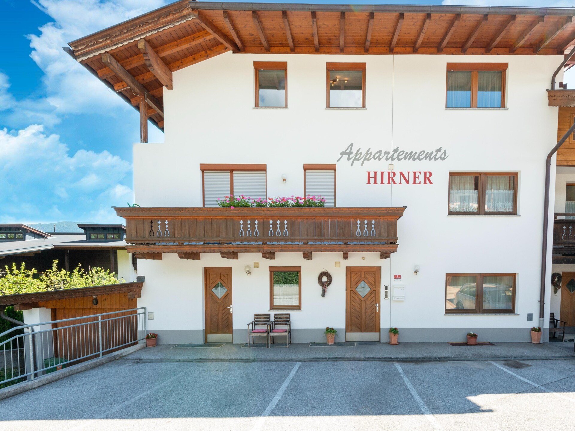 Centraal gelegen vakantiehuis in Fügen direct aan de piste - foto 1