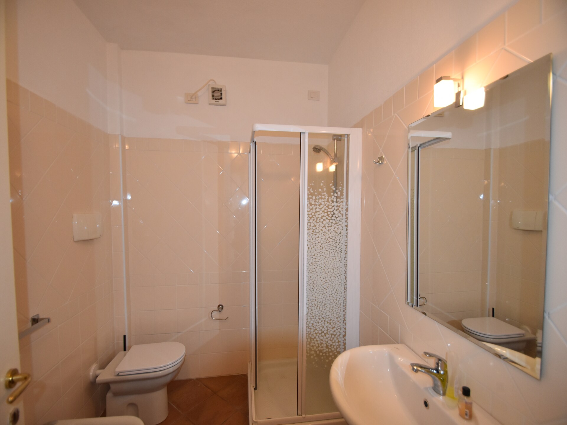 Modern vakantiehuis in Oggebbio met privétuin en zwembad - foto 10