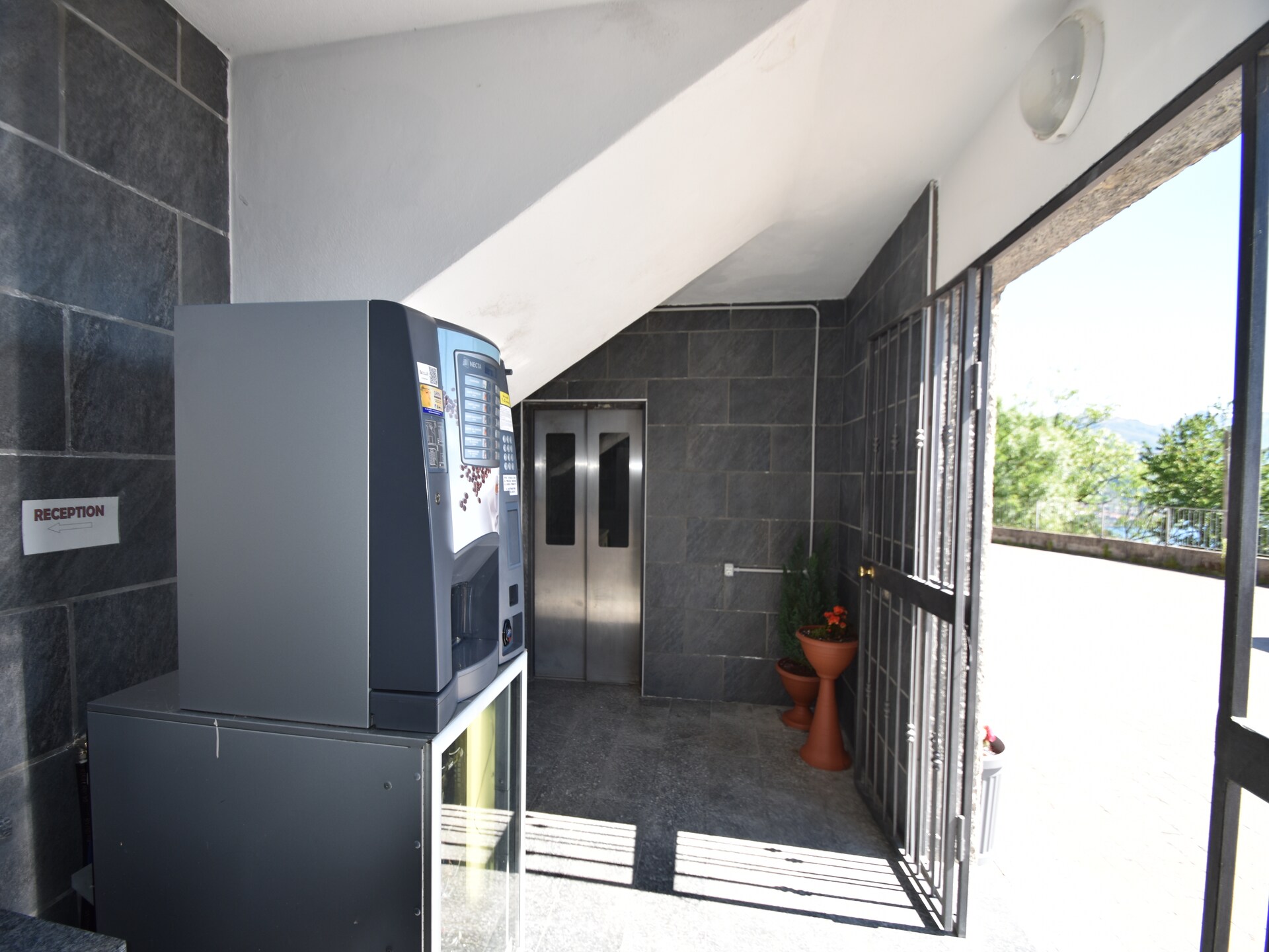 Modern vakantiehuis in Oggebbio met privétuin en zwembad - foto 19
