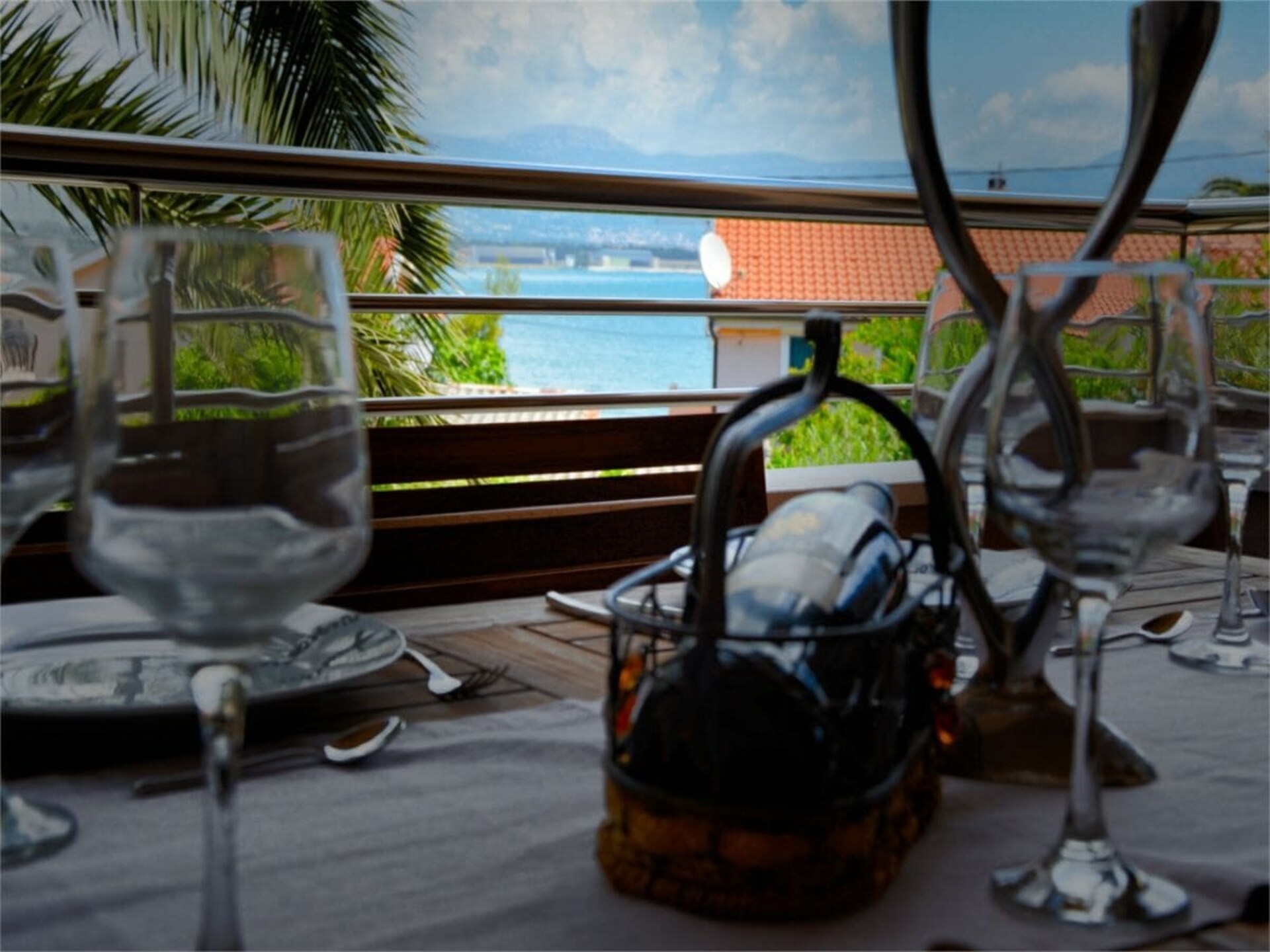 Moderne villa aan zee met terras en weids uitzicht nabij Trogir - foto 15