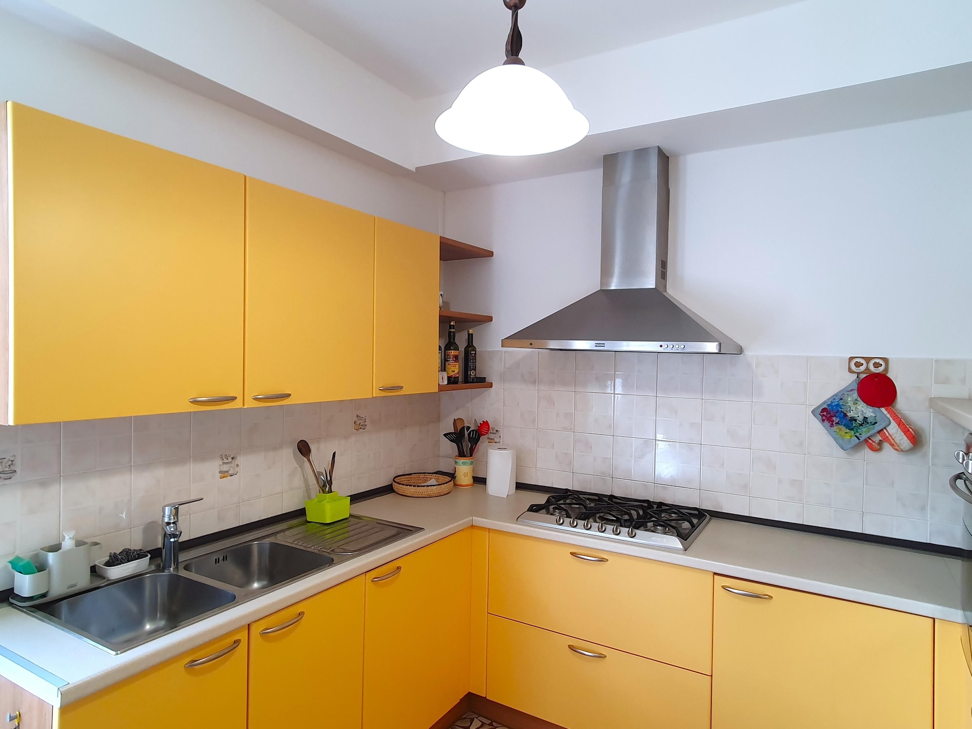 4-persoons modern appartement in centrum van Maccagno con Pino e Veddasca - foto 15