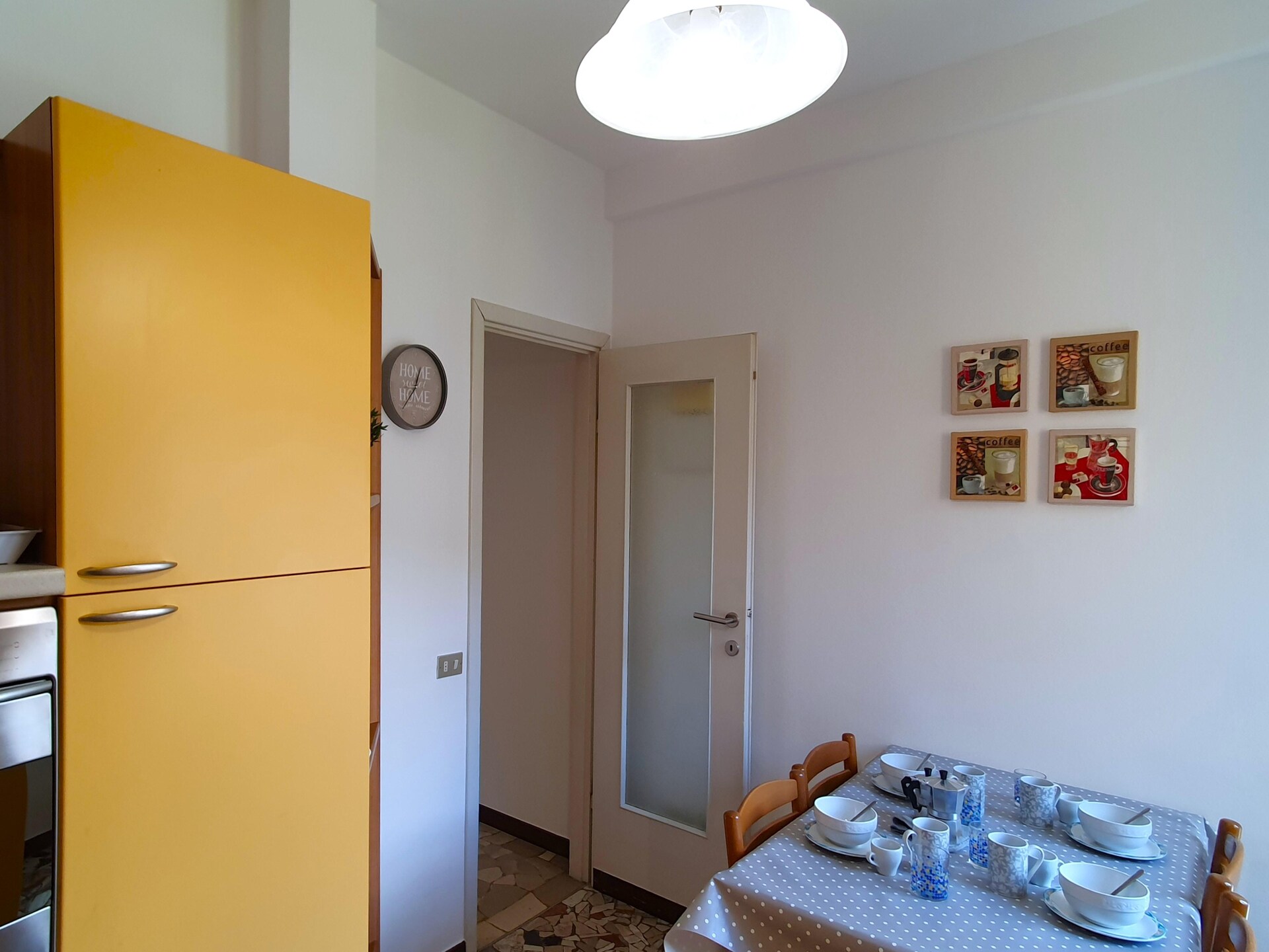 4-persoons modern appartement in centrum van Maccagno con Pino e Veddasca - foto 14