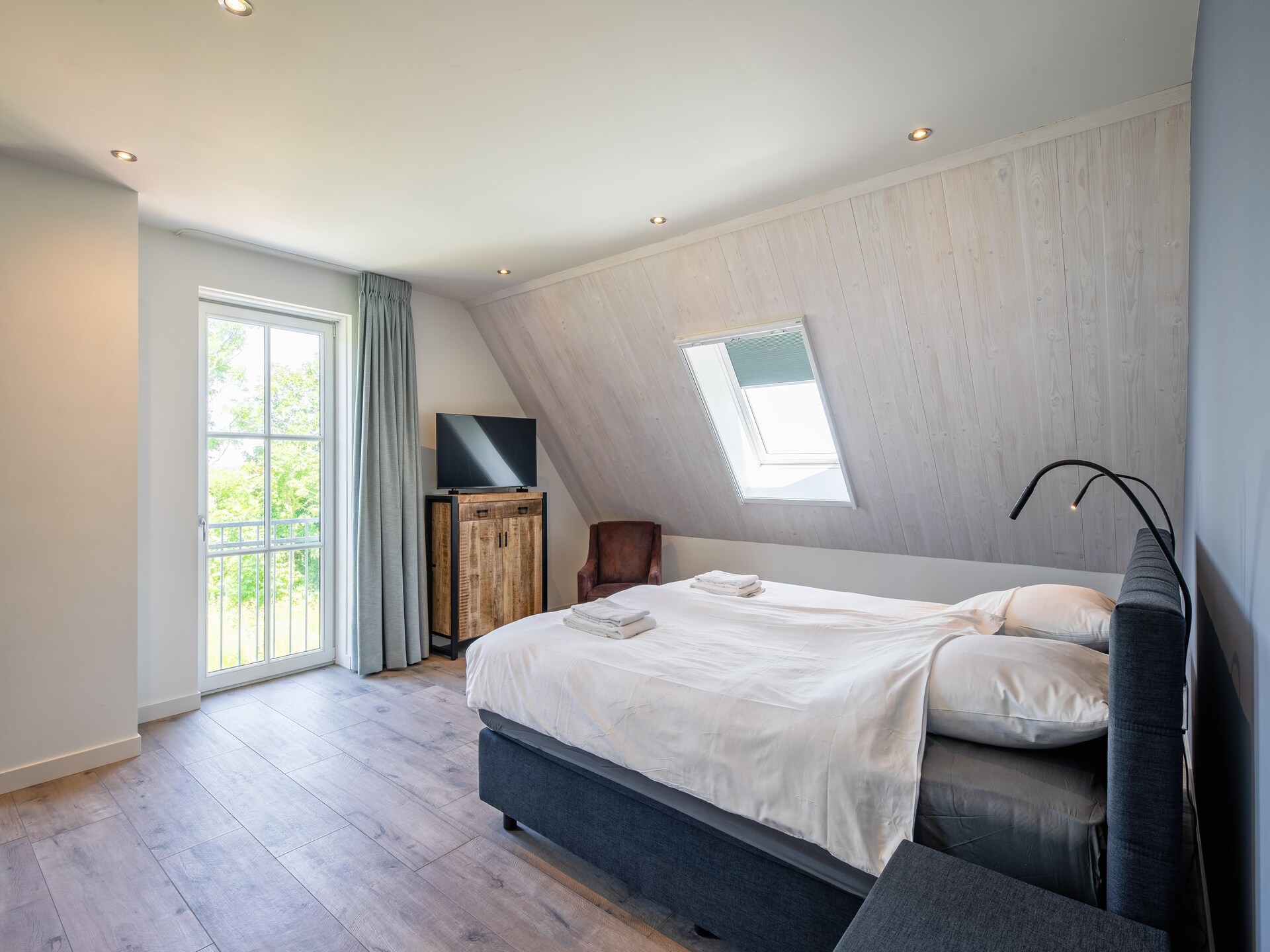 Familievilla Nieuw-Zeeland: luxe 8-persoons vakantiehuis op Texel bij golfbaan - foto 25