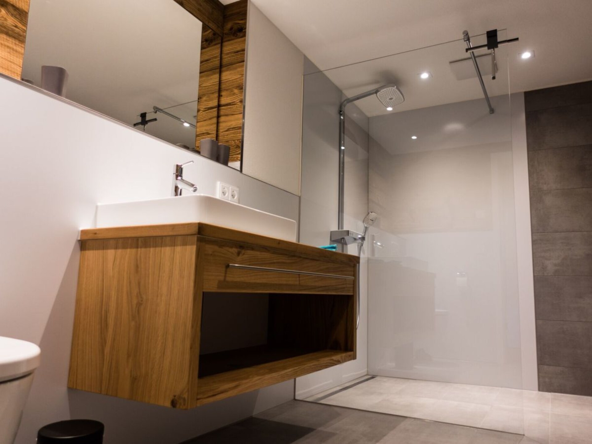 Ruim vakantiehuis in Riezlern met natuurlijke materialen, dichtbij de skilift - foto 11