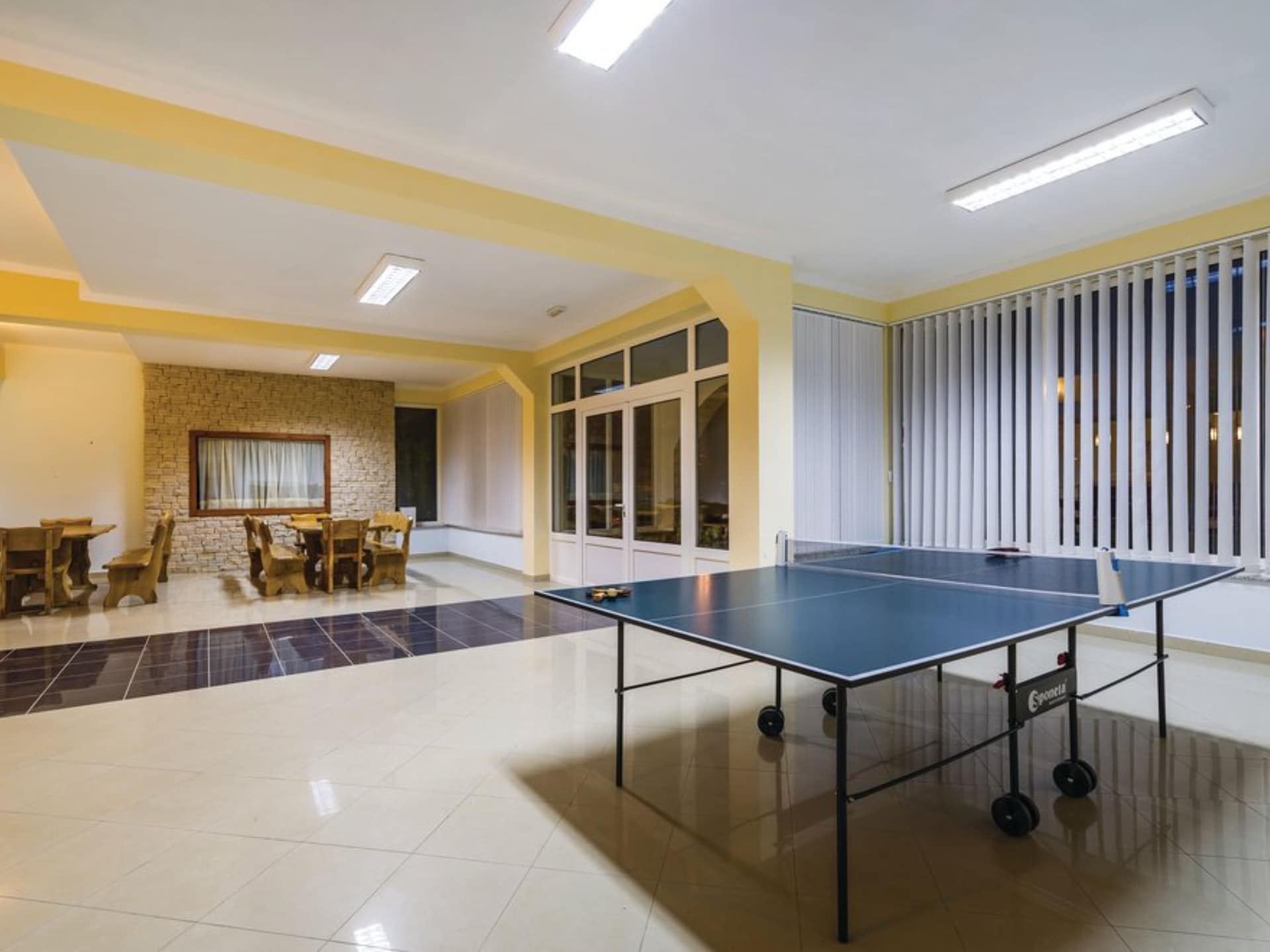 Villa Ksenija: Luxe zes-slaapkamer vakantiehuis met privézwembad in Debeljak - foto 42