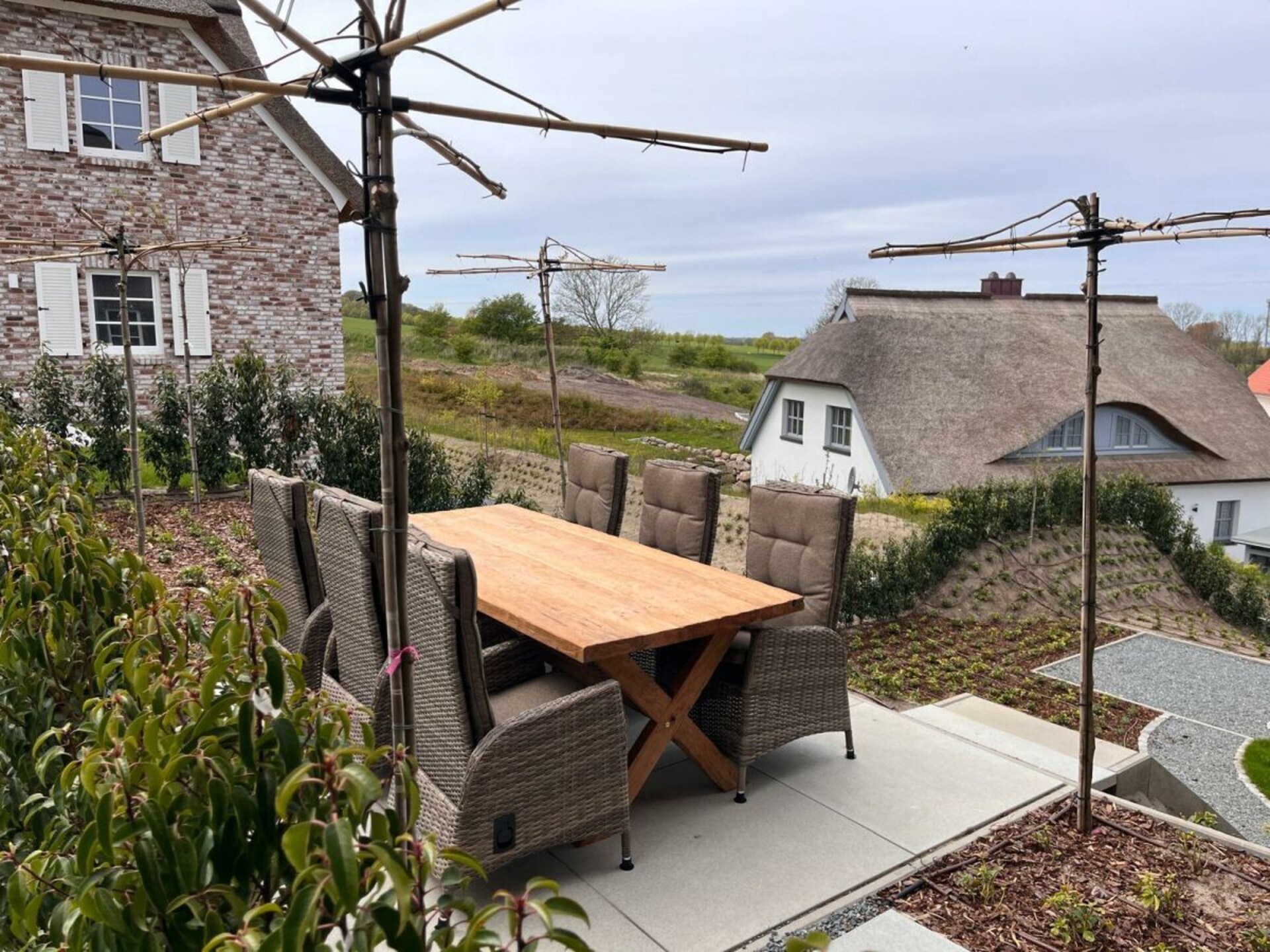 Luxe vakantiehuis met rieten dak op golfbaan Schloss Ranzow, Rügen - foto 7