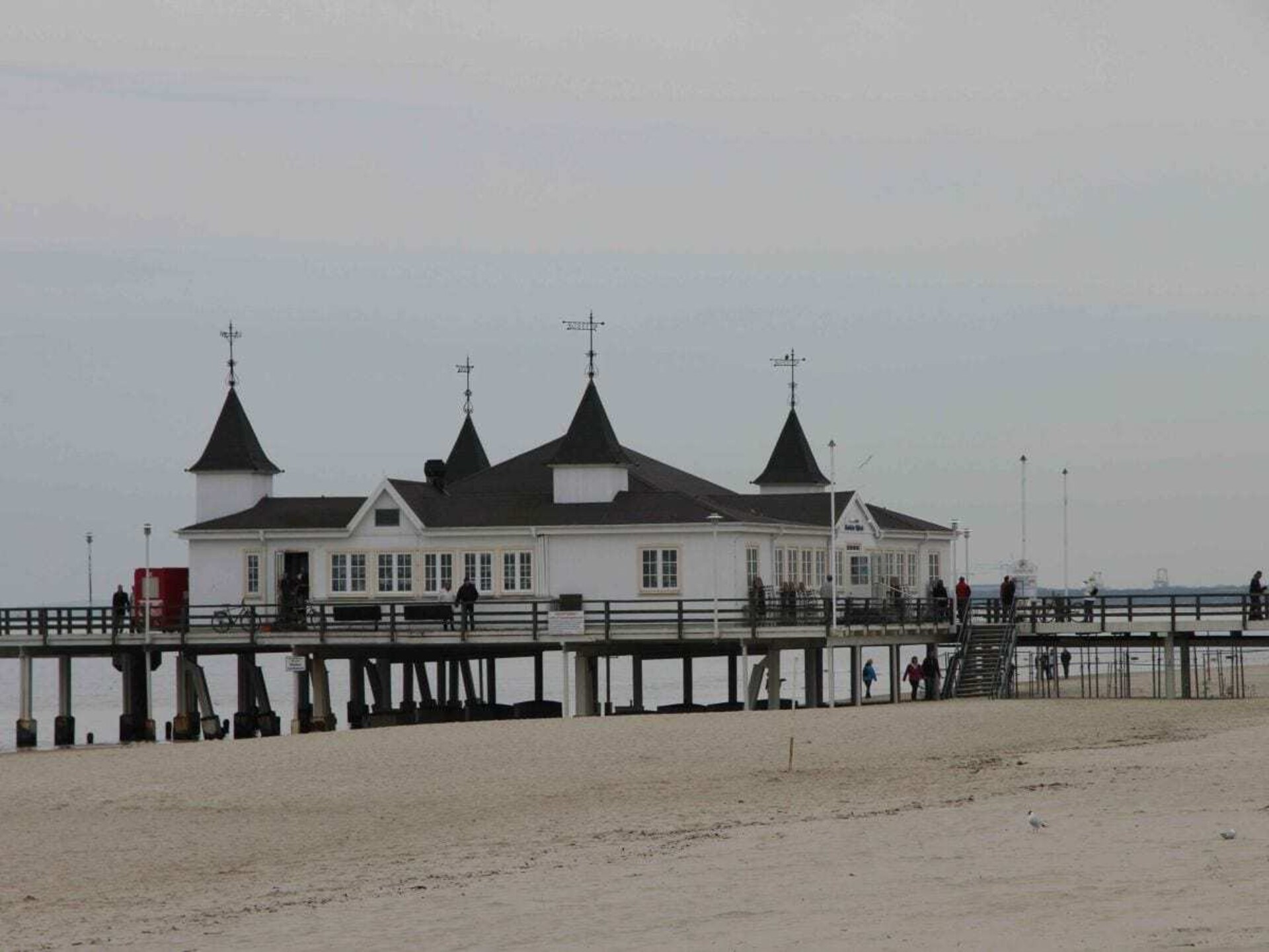 Strandappartement Ahlbeck – Zee & zand op 30 meter afstand - foto 17