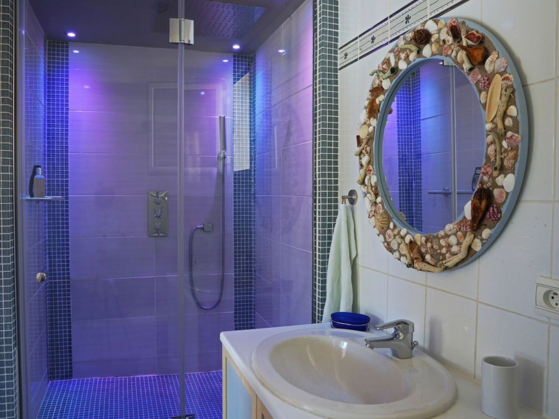 Ruime villa met privézwembad nabij Cannes in Montauroux - foto 17