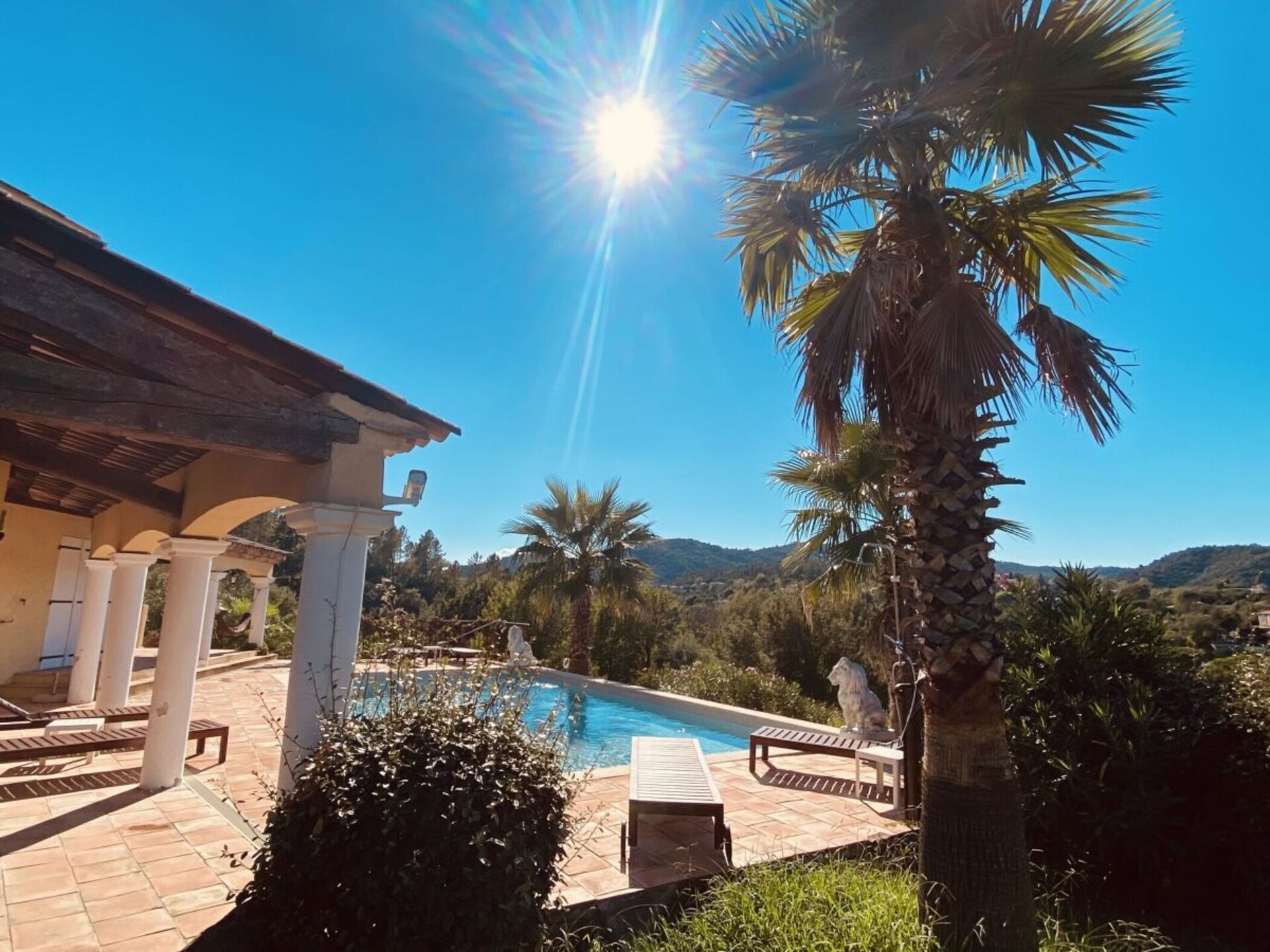 Ruime villa met privézwembad nabij Cannes in Montauroux - foto 24