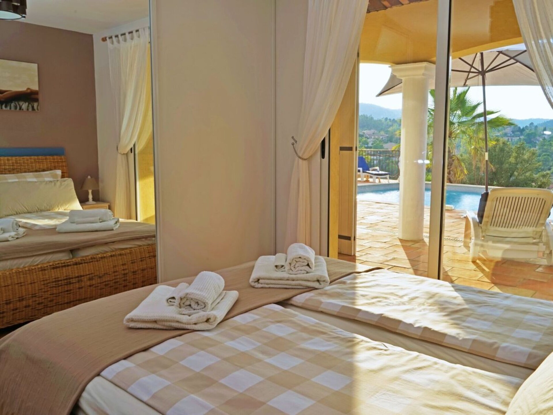 Ruime villa met privézwembad nabij Cannes in Montauroux - foto 6