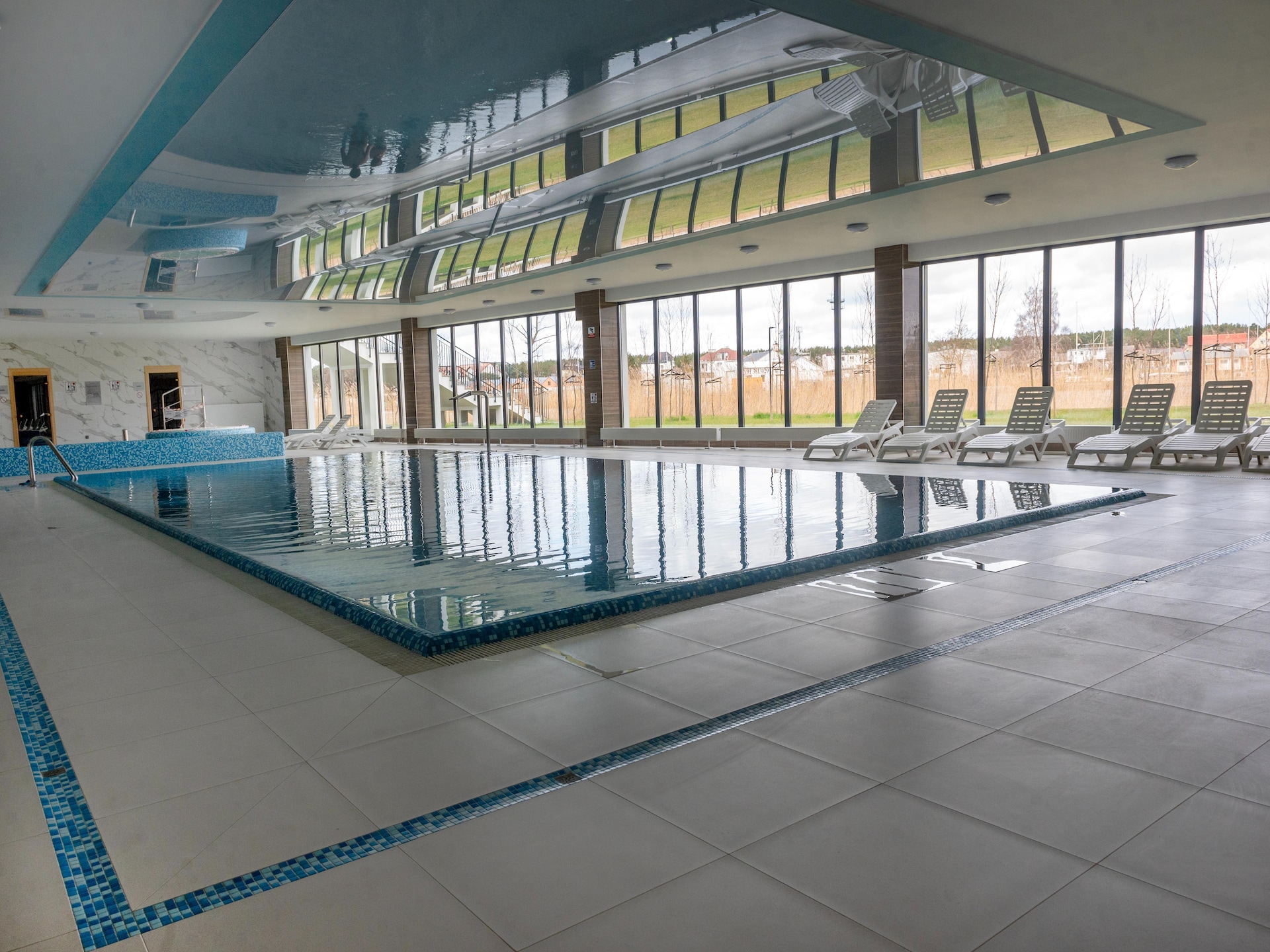 Wellness appartement aan de Dziwna in Dziwnów met binnenzwembad en sauna - foto 21