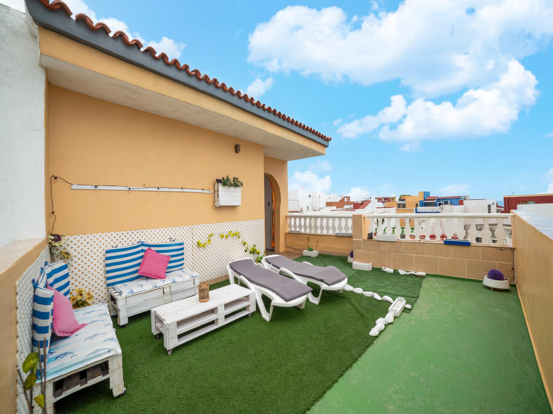 Retro vakantiehuis Las Salinas del Mar met zeezicht en dakterras in Los Silos - foto 25