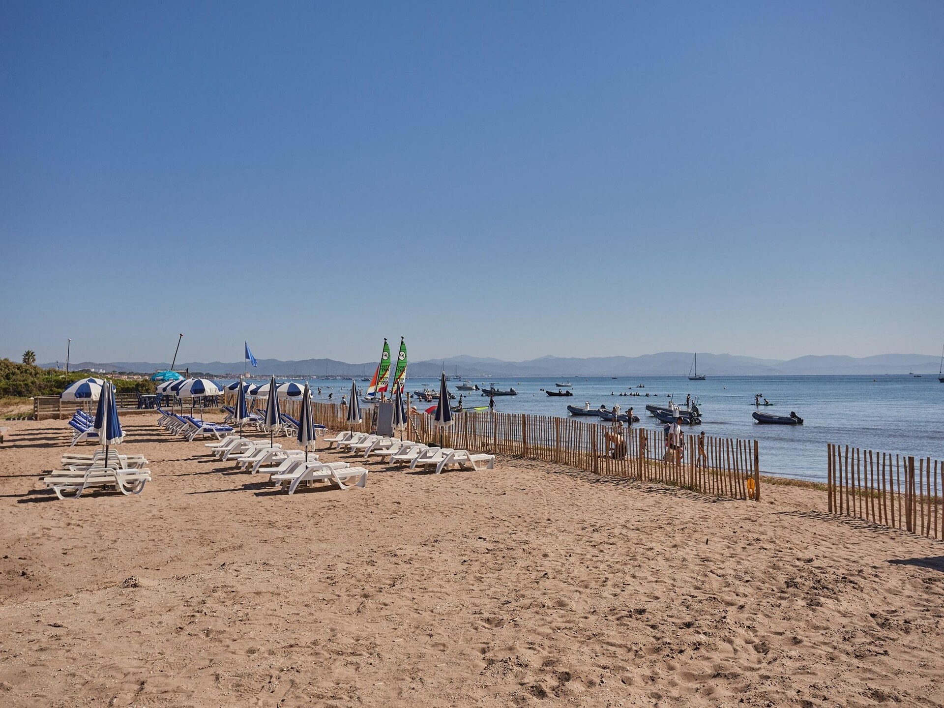 Nieuw appartement voor 6 personen met zwembad op vakantiepark in Hyères - foto 27