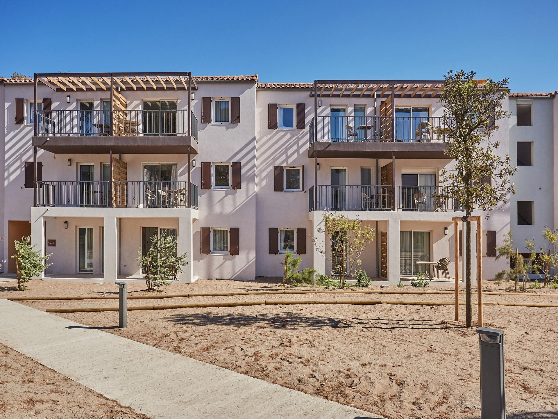Nieuw appartement voor 6 personen met zwembad op vakantiepark in Hyères - foto 7