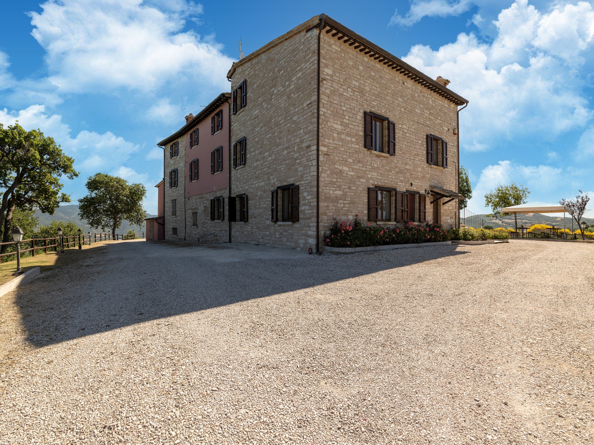 Rustieke boerderij Iris in Cagli met panoramisch uitzicht - foto 1