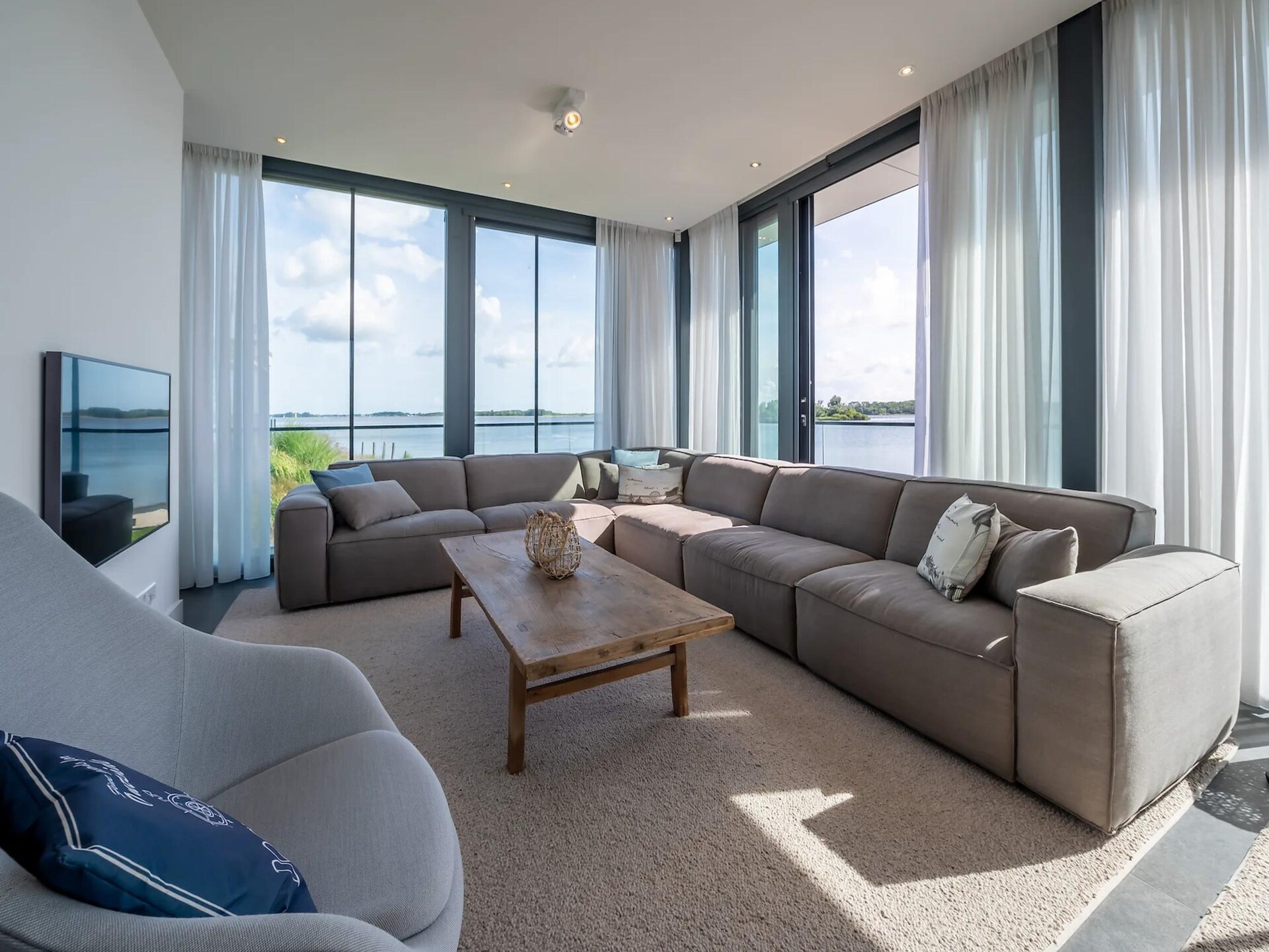 Luxe waterside villa met 4 slaapkamers aan het Veerse Meer - foto 2