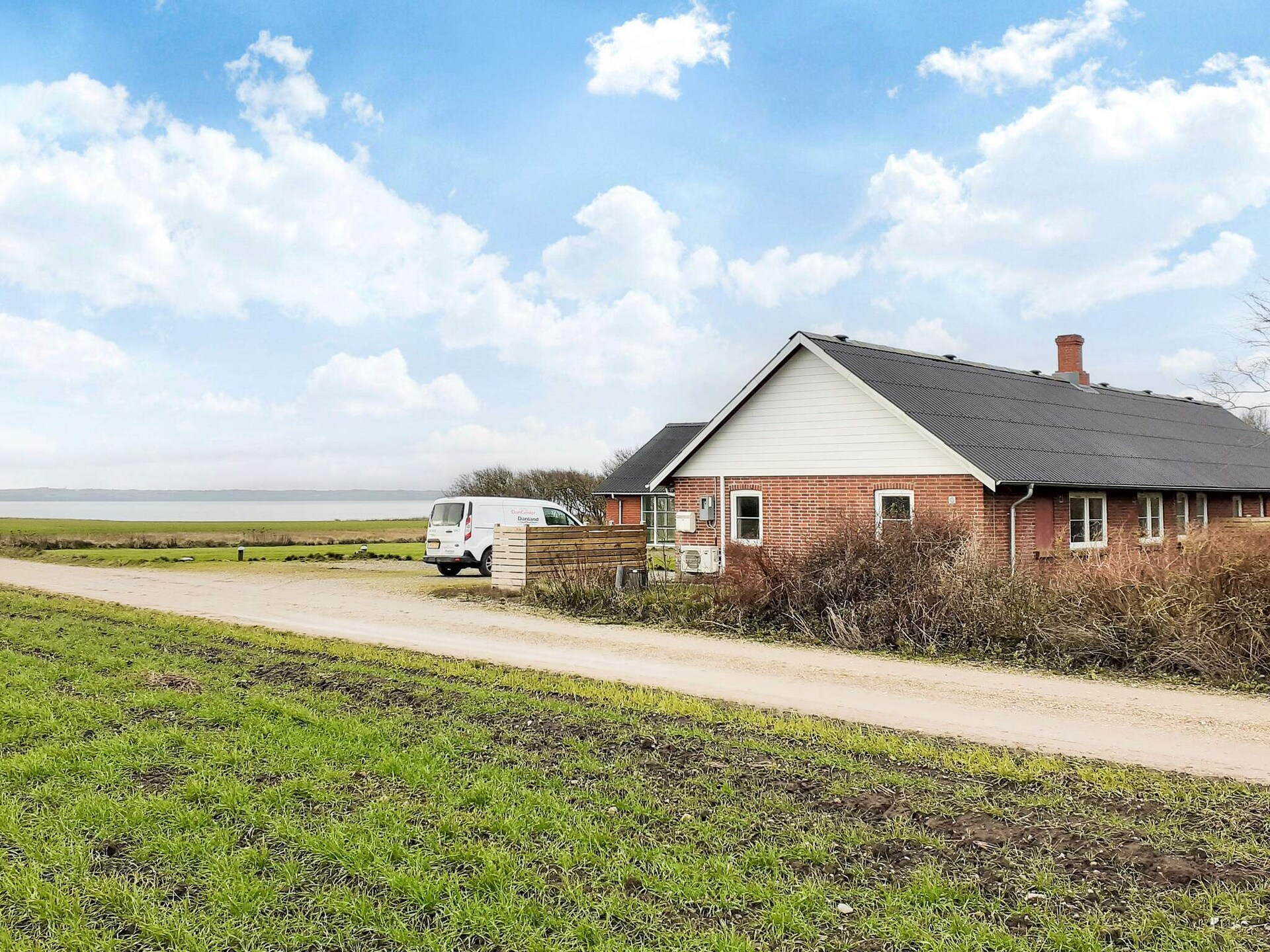 Op 500 m van zee: ruim vakantiehuis in Thyholm voor 12 personen - foto 2