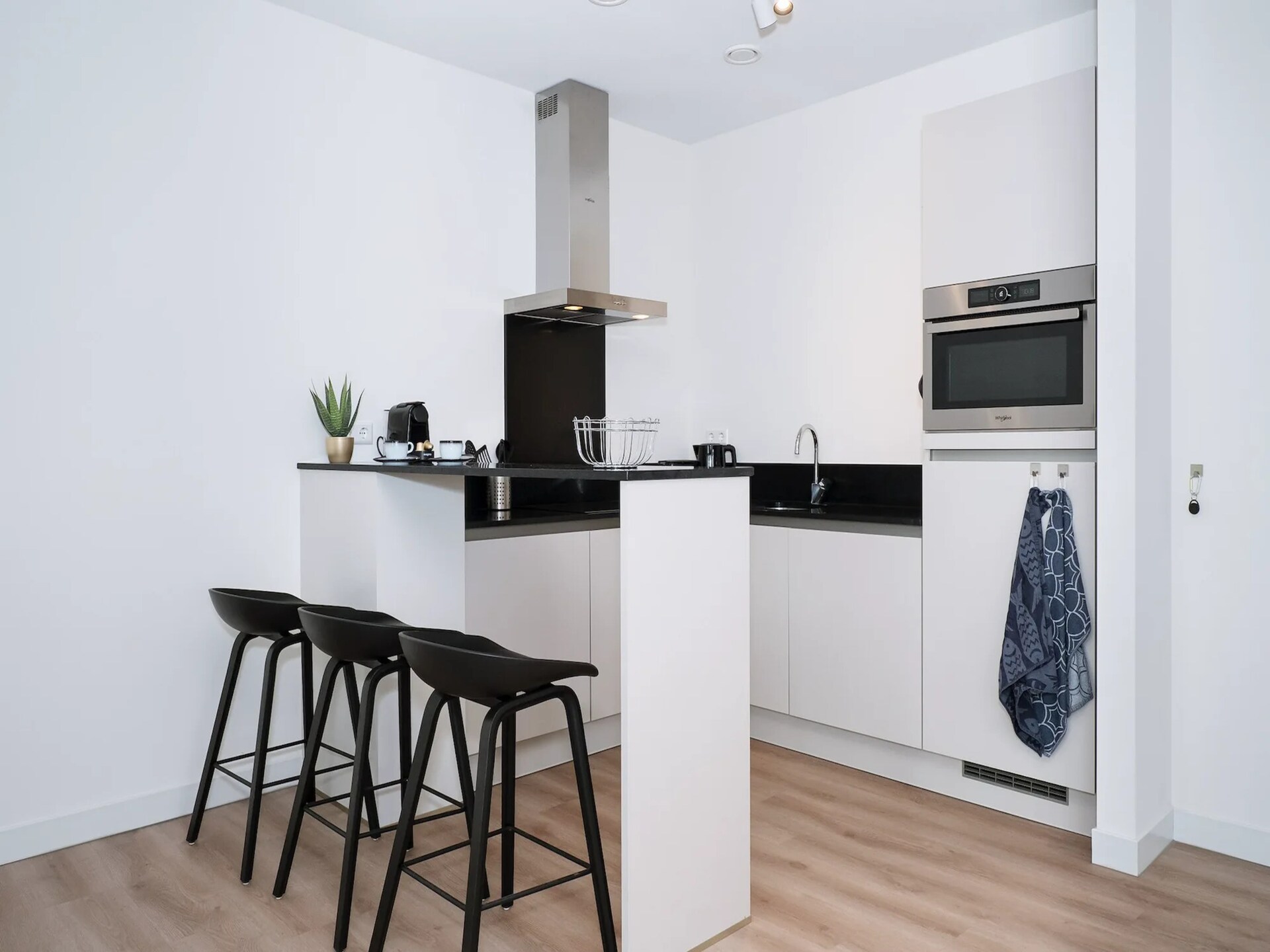 Luxe appartement met balkon in hartje Breskens, 135m² voor 6 gasten - foto 6