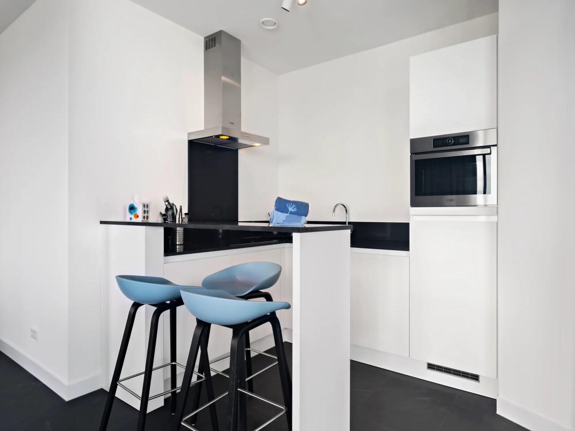 Ruim gezinsappartement met 2 slaapkamers en eigen badkamers in Breskens - foto 7