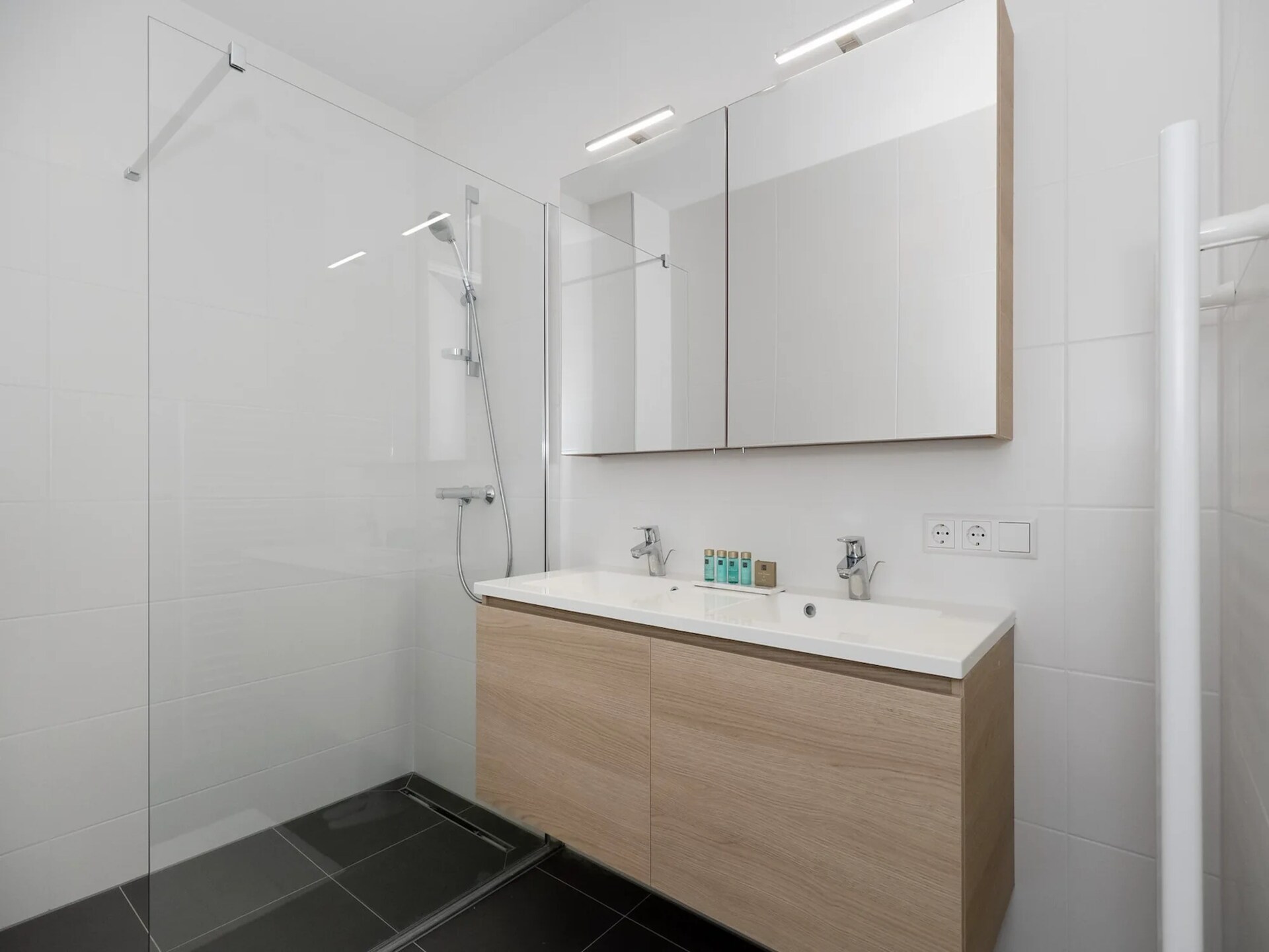 Licht familieappartement met balkon in hartje Breskens, 102m² - foto 14