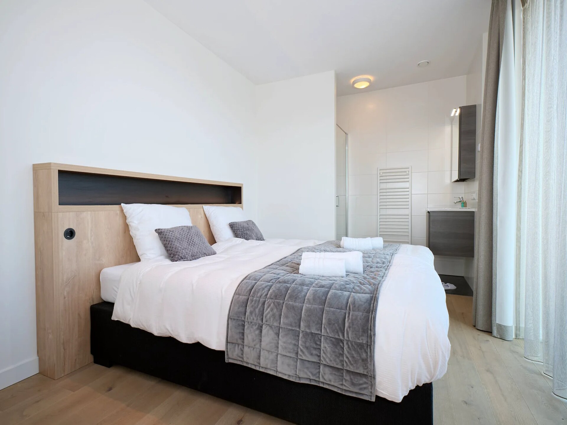 Luxe appartement Breskens: 2 slaapkamers, terras & Zeeuwse kust - foto 7