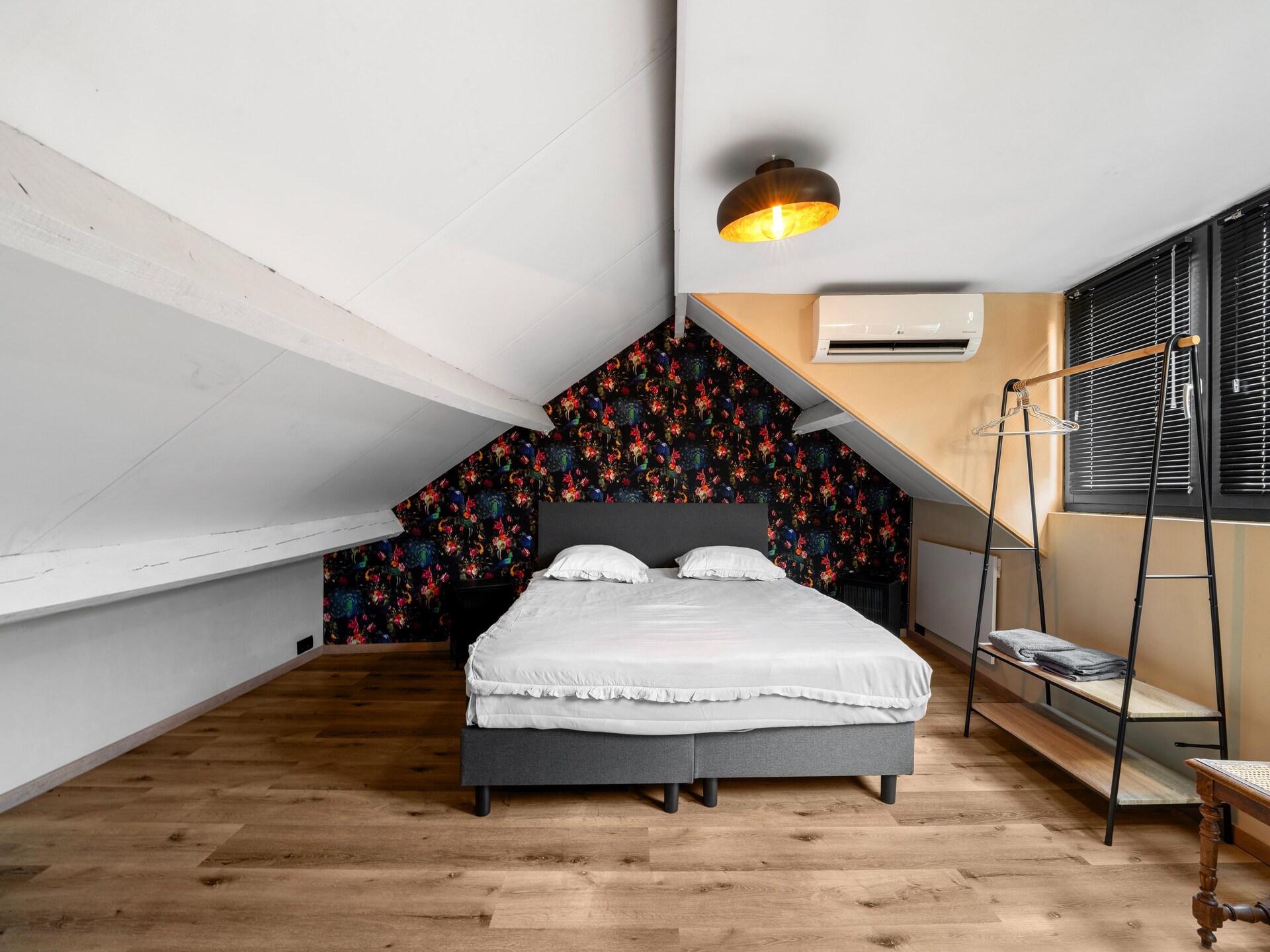 Luxe mergelvilla met sauna en hottub in hartje Valkenburg - foto 23