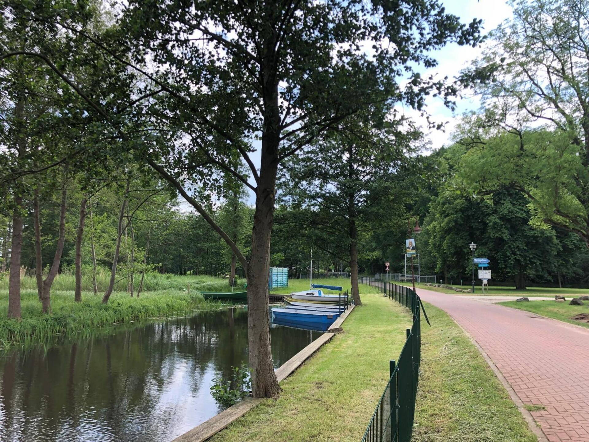 Vakantiehuis met meerzicht aan de rand van het Sternberger Merenplateau - foto 38
