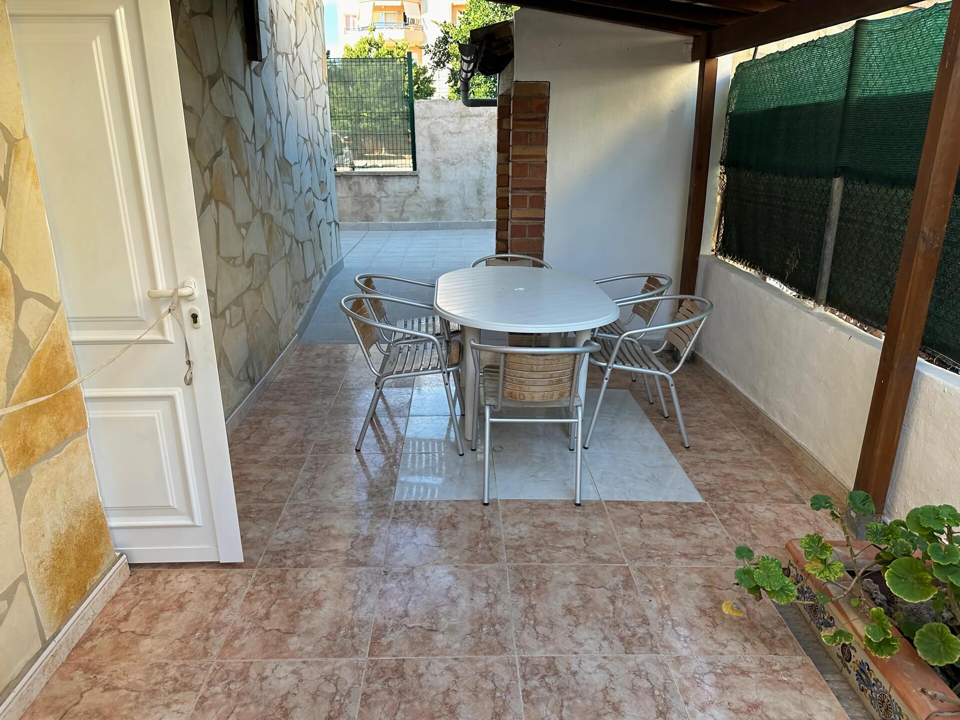 Sfeervol appartement met tuin op 100 meter van het strand in Oliva - foto 5