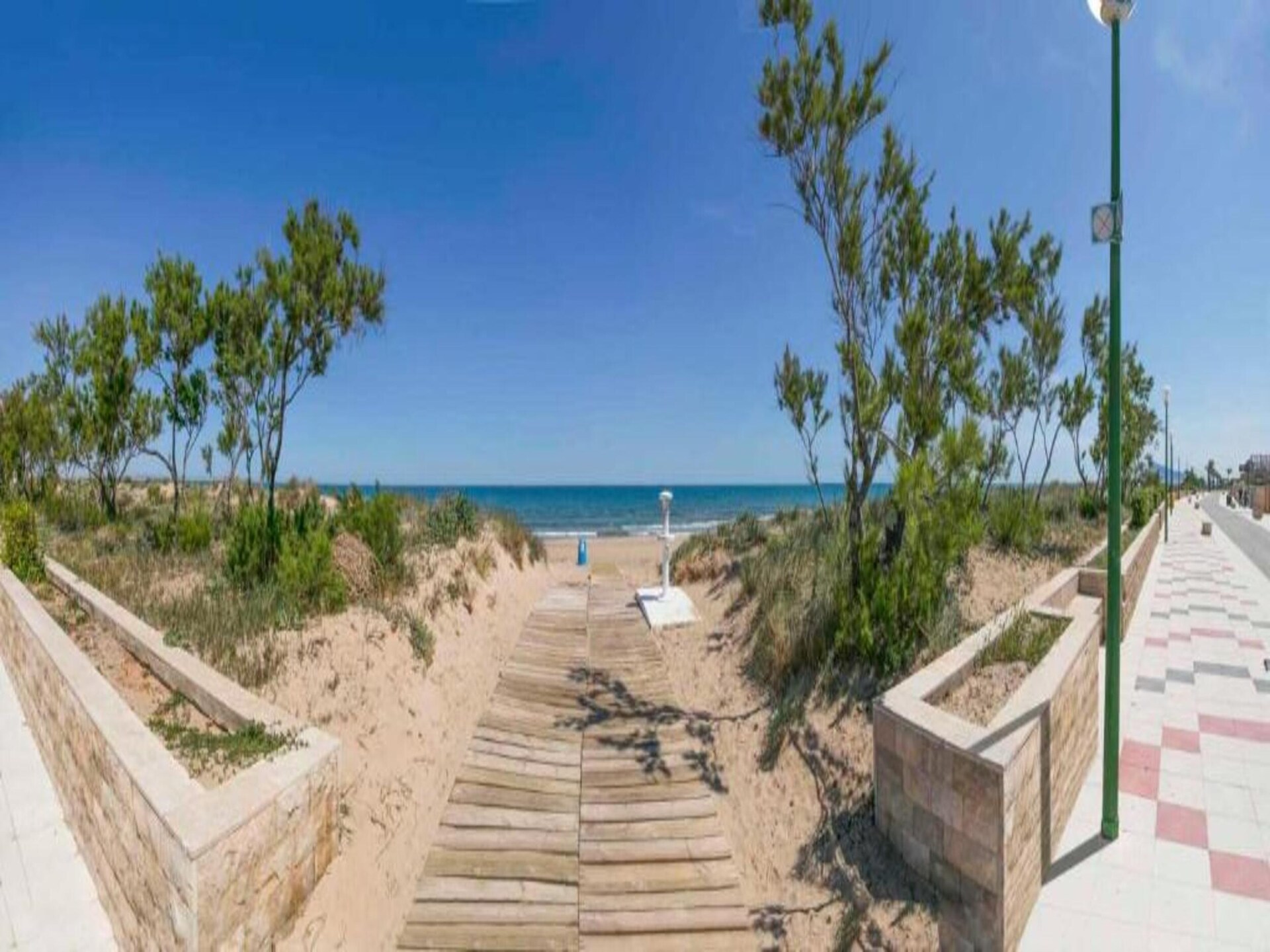 Sfeervol appartement met tuin op 100 meter van het strand in Oliva - foto 31
