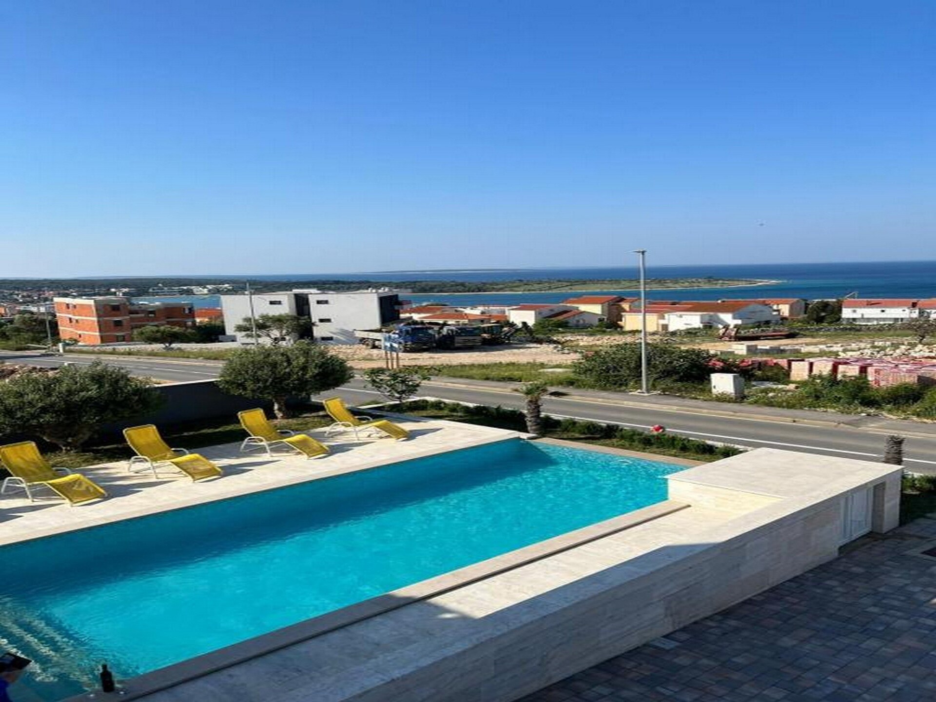 Riant appartement aan zee in Novalja met panoramisch uitzicht op de Adriatische Zee - foto 6