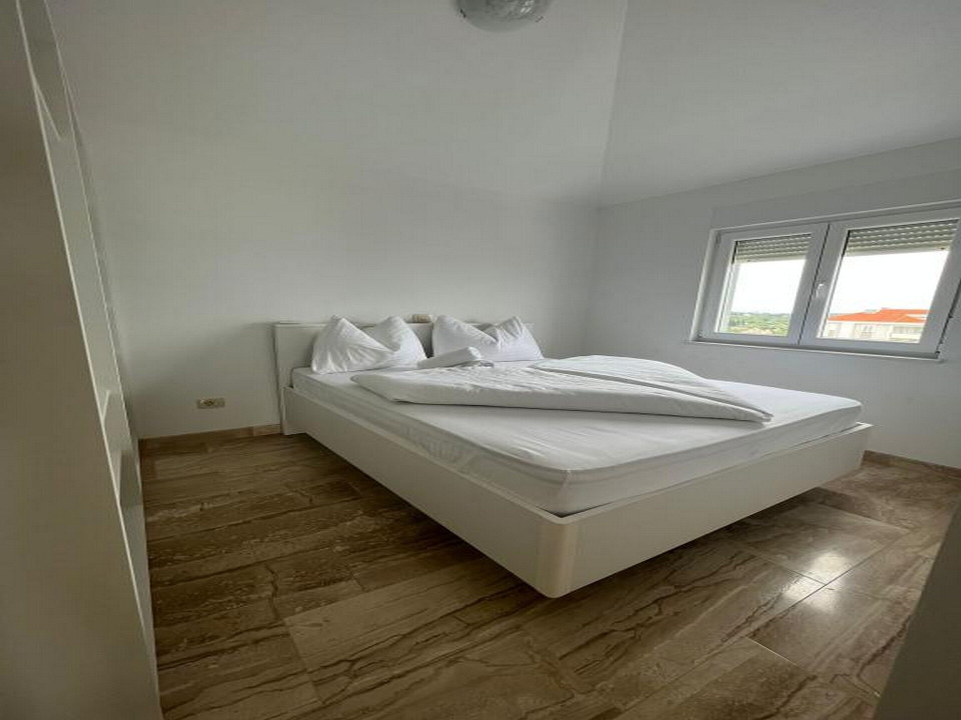 Riant appartement aan zee in Novalja met panoramisch uitzicht op de Adriatische Zee - foto 10
