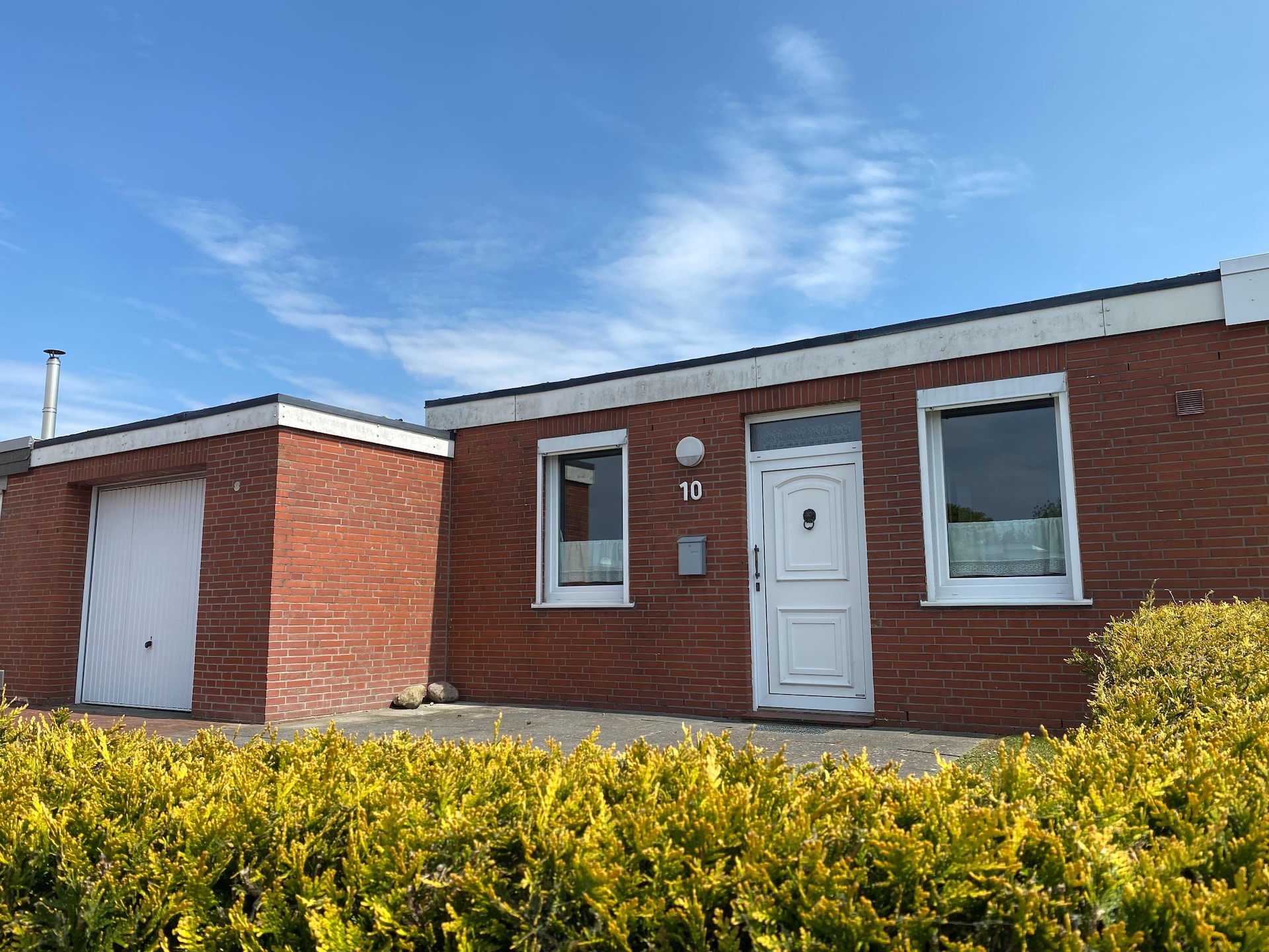 Op 1,0 km van zee: Bungalow Nordseebrise in Dornumersiel - foto 1