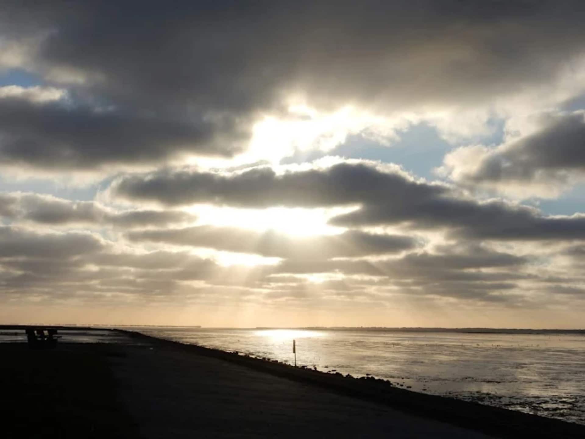 Op 1,0 km van zee: Bungalow Nordseebrise in Dornumersiel - foto 28