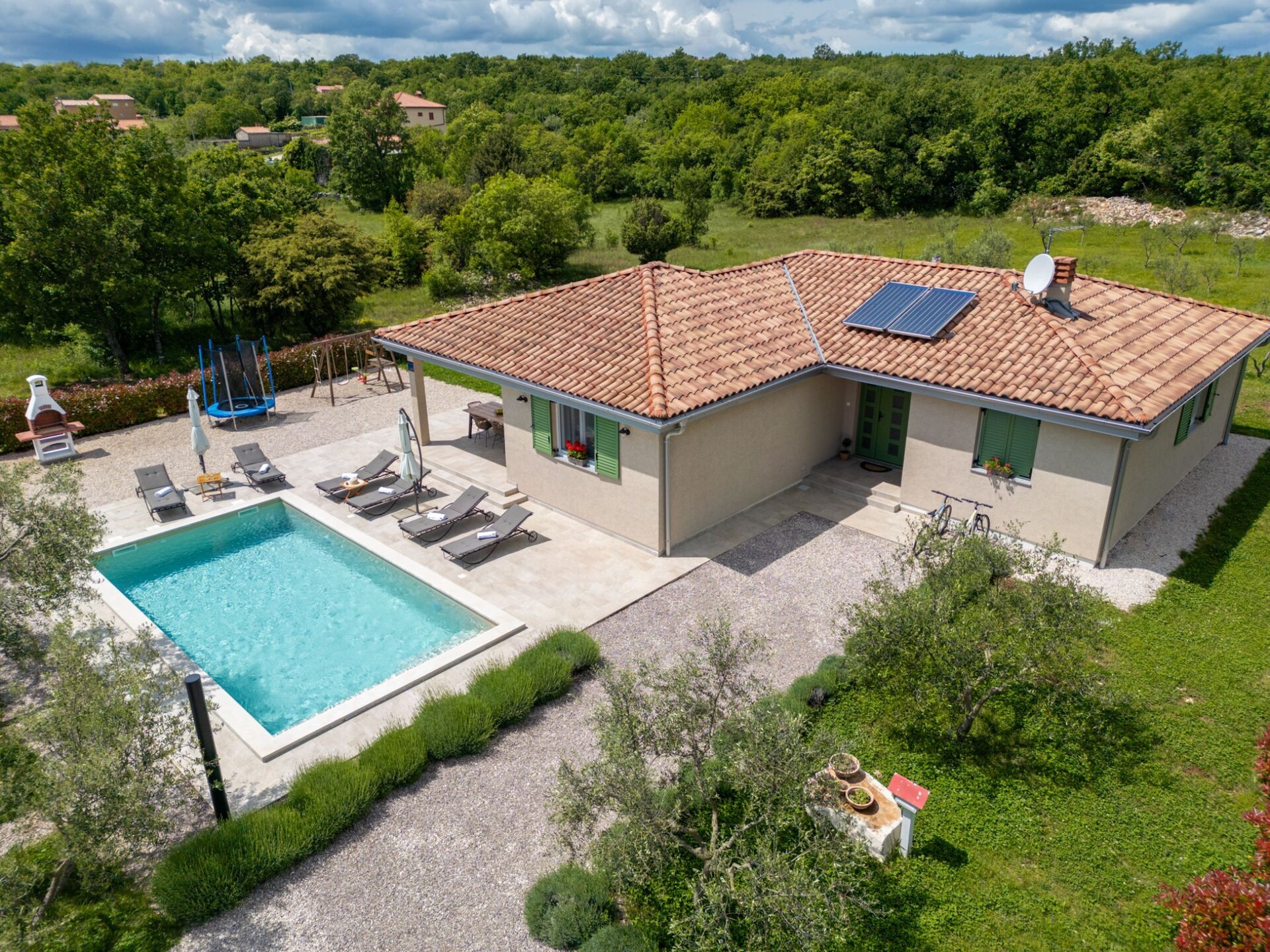 Luxe Vakantiehuis voor 6 in Labin | 3 Slaapkamers & 3 Badkamers - foto 36